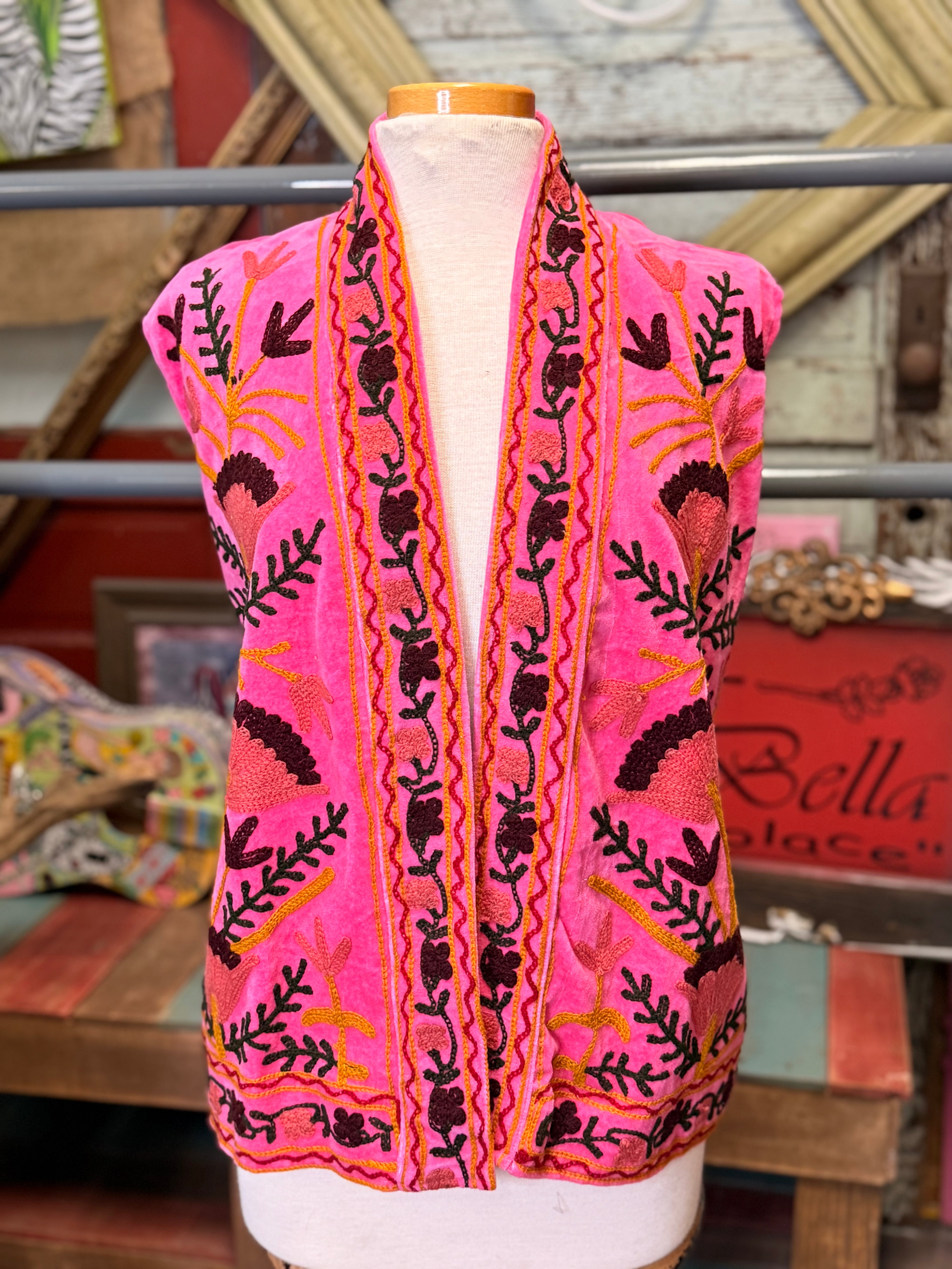 Felecia Bella Velvet Emboridery  vest