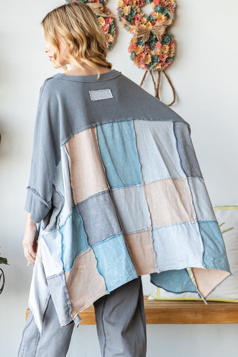 WASHED COLORBLOCK OVERSIZED TOP