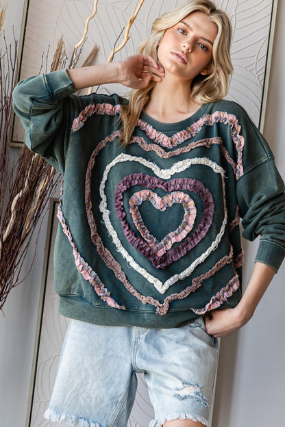 OLI AND HALI WASHED HEART PULLOVER