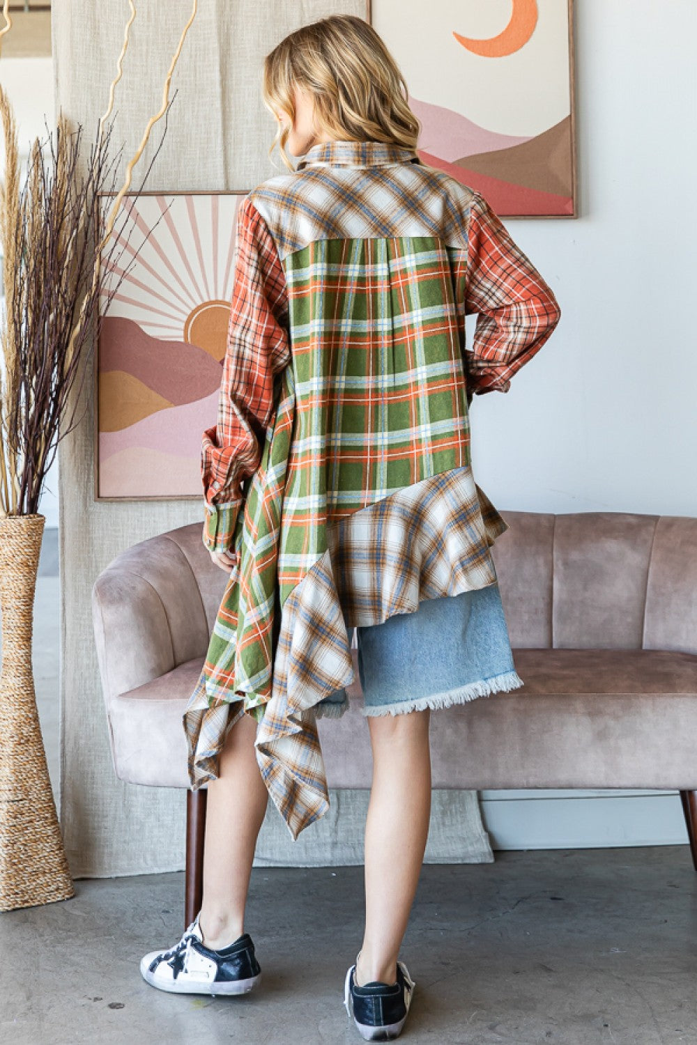 WASHED PLAID MIX ASYMMETRICAL HEM SHIRT