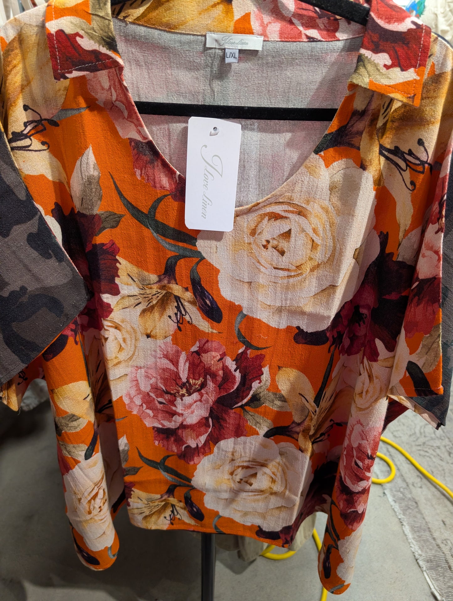 Pre order I love linen Collared top orange with flowers (R167 Red+R156 Army)