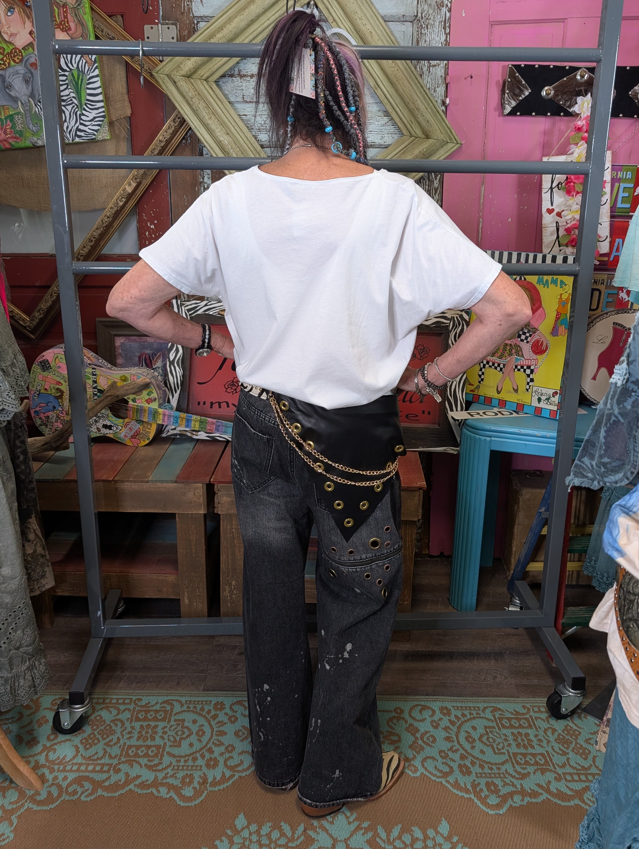 Kurtman zebra belt — back view showing chain detail