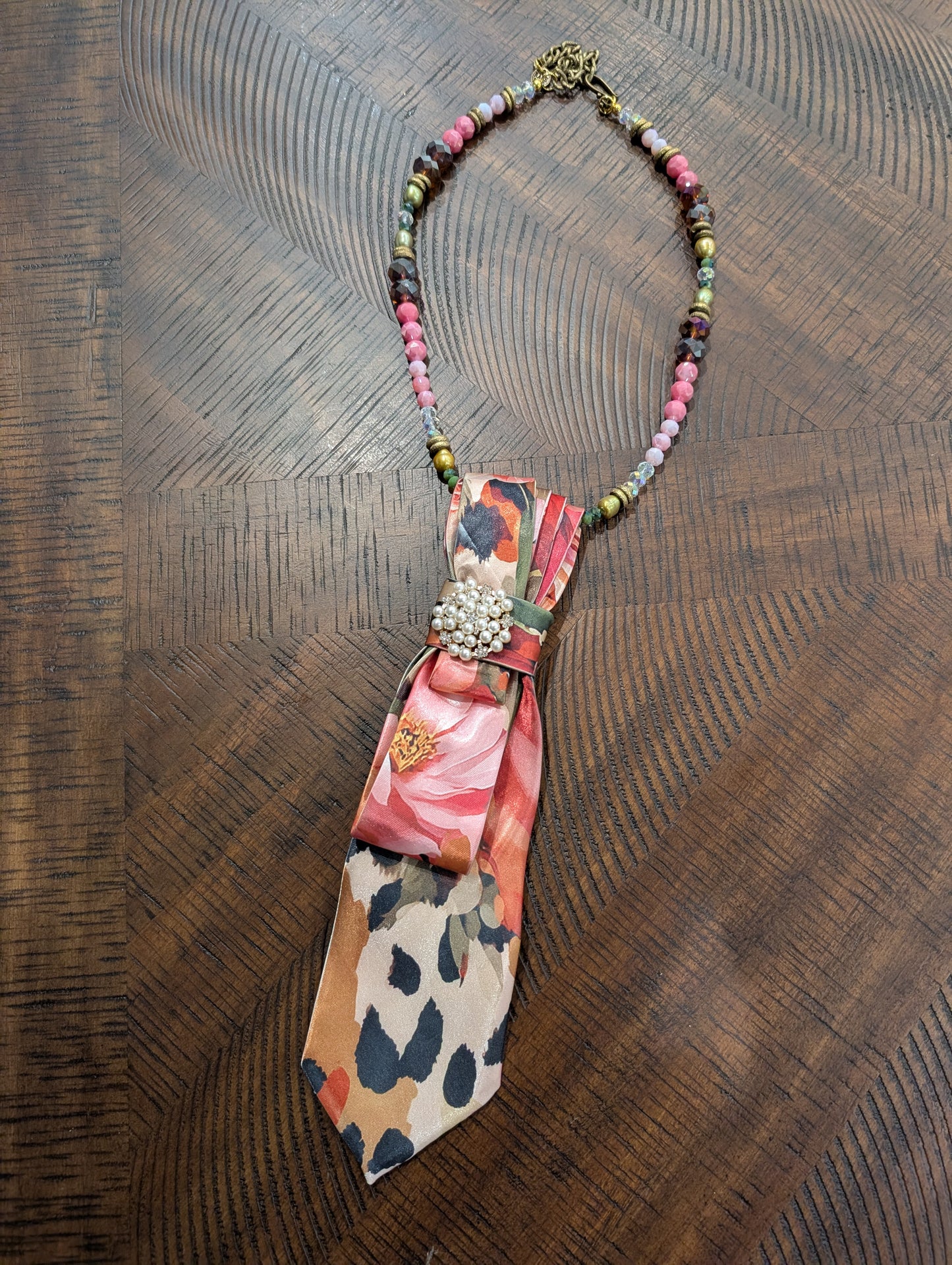 A Rare Bird Artisan Scarf Brooch Necklace - Floral Pink colorway