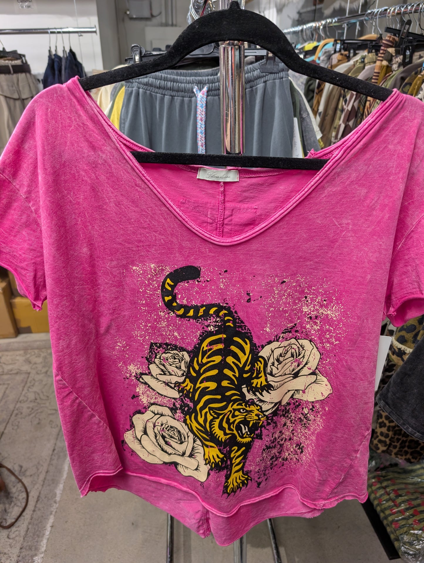 I Love Linen Tiger Rose Crop Tee in Citron Yellow