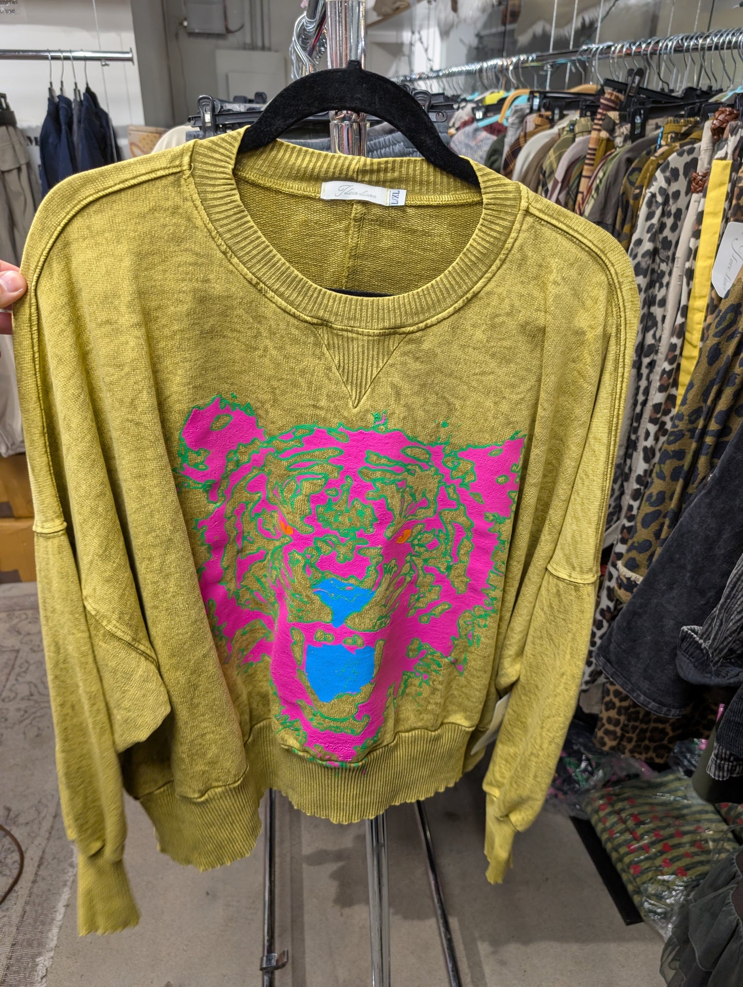 I Love Linen Neon Tiger Face Crop Sweatshirt in Charcoal