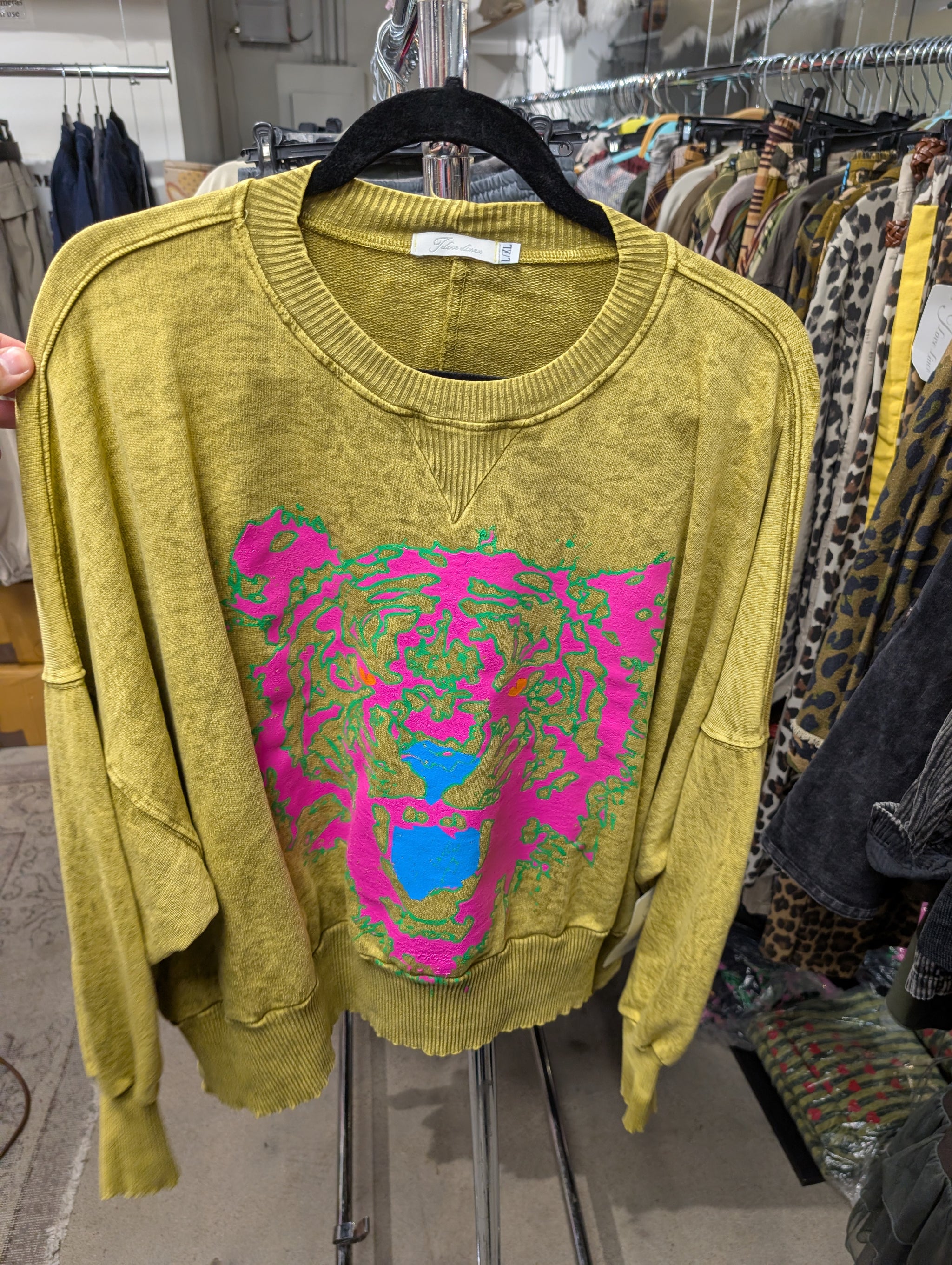 I Love Linen Neon Tiger Face Crop Sweatshirt in Charcoal