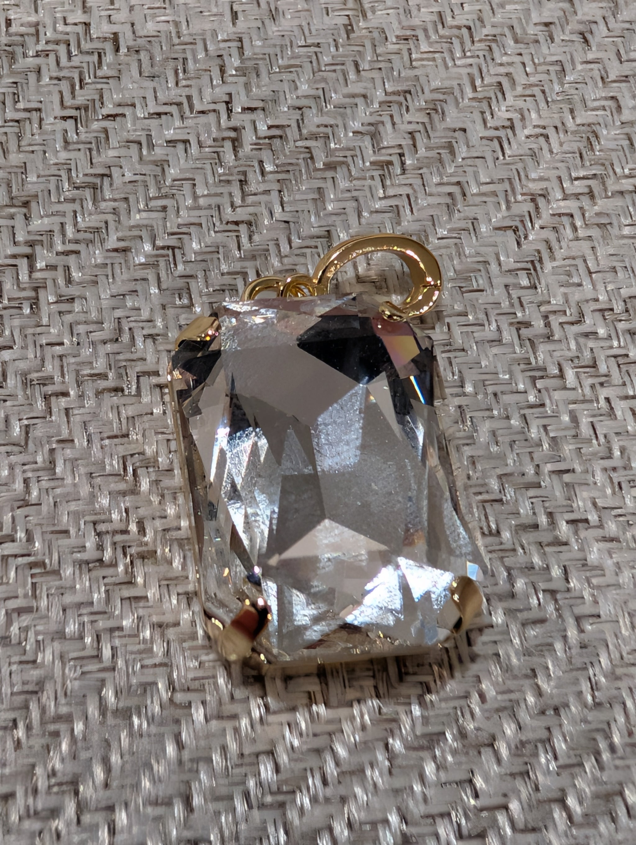 WaFa Large Crystal Charm - Aurora Borealis AB