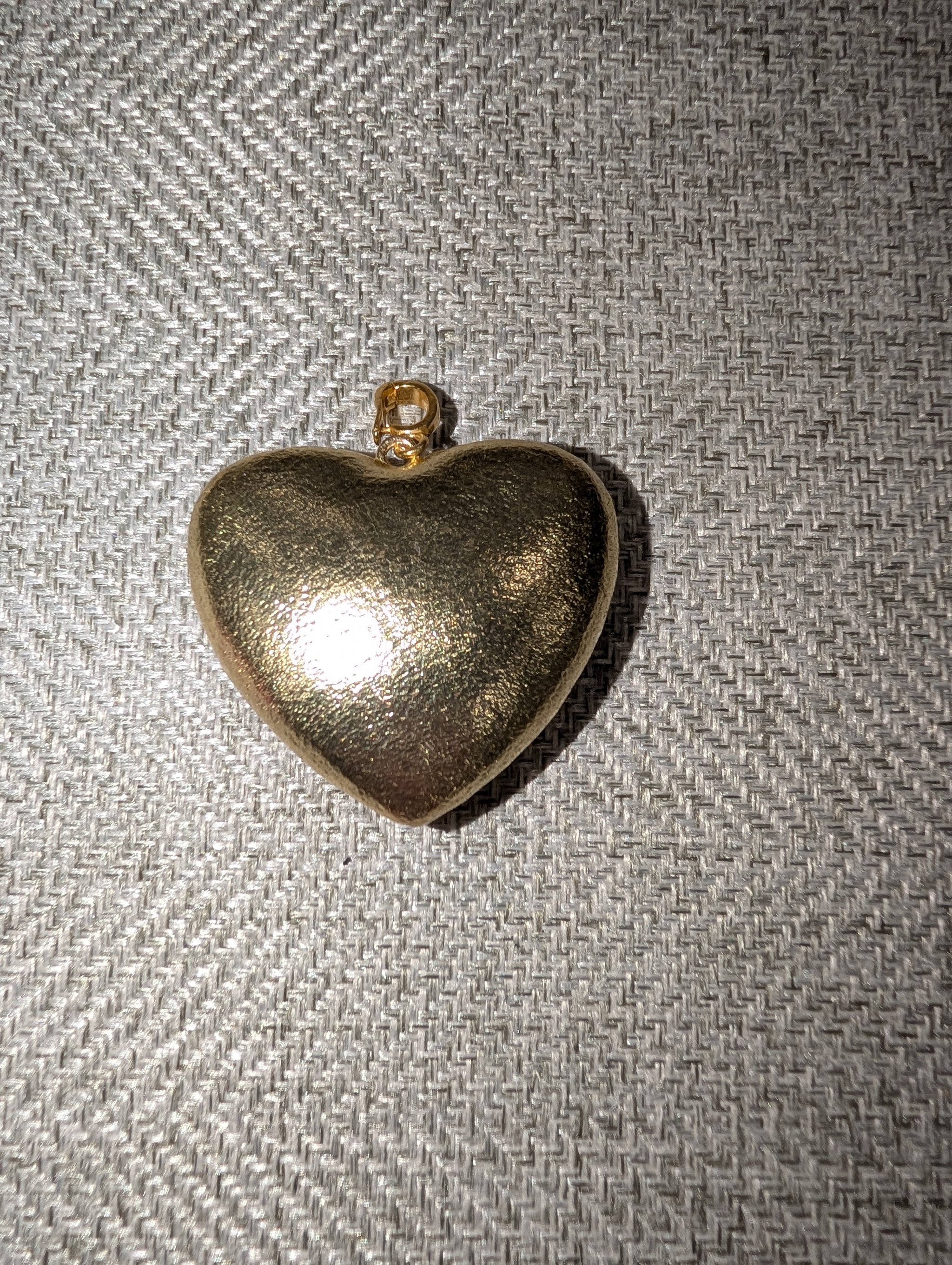 Pre Order WaFa Puffy Gold Scrollwork Heart Pendant — back: smooth polished gold puffy heart with decorative bail loop