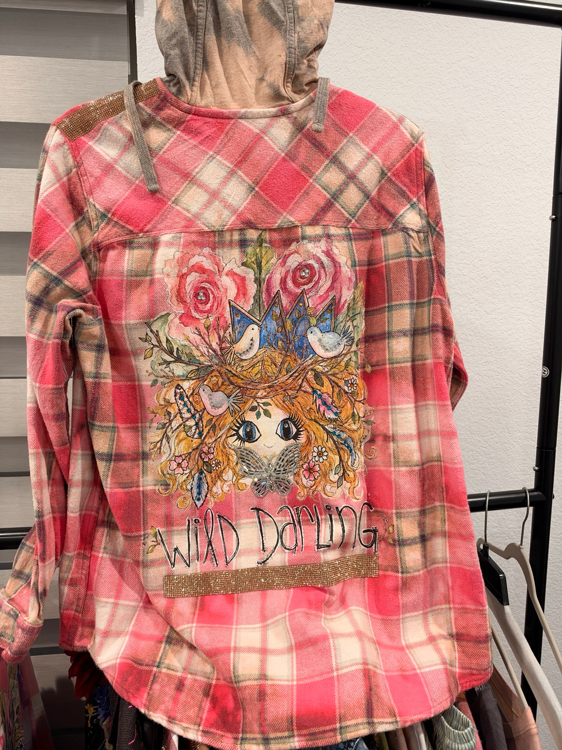 A Rare Bird Wild Darling Rose Hooded Plaid back