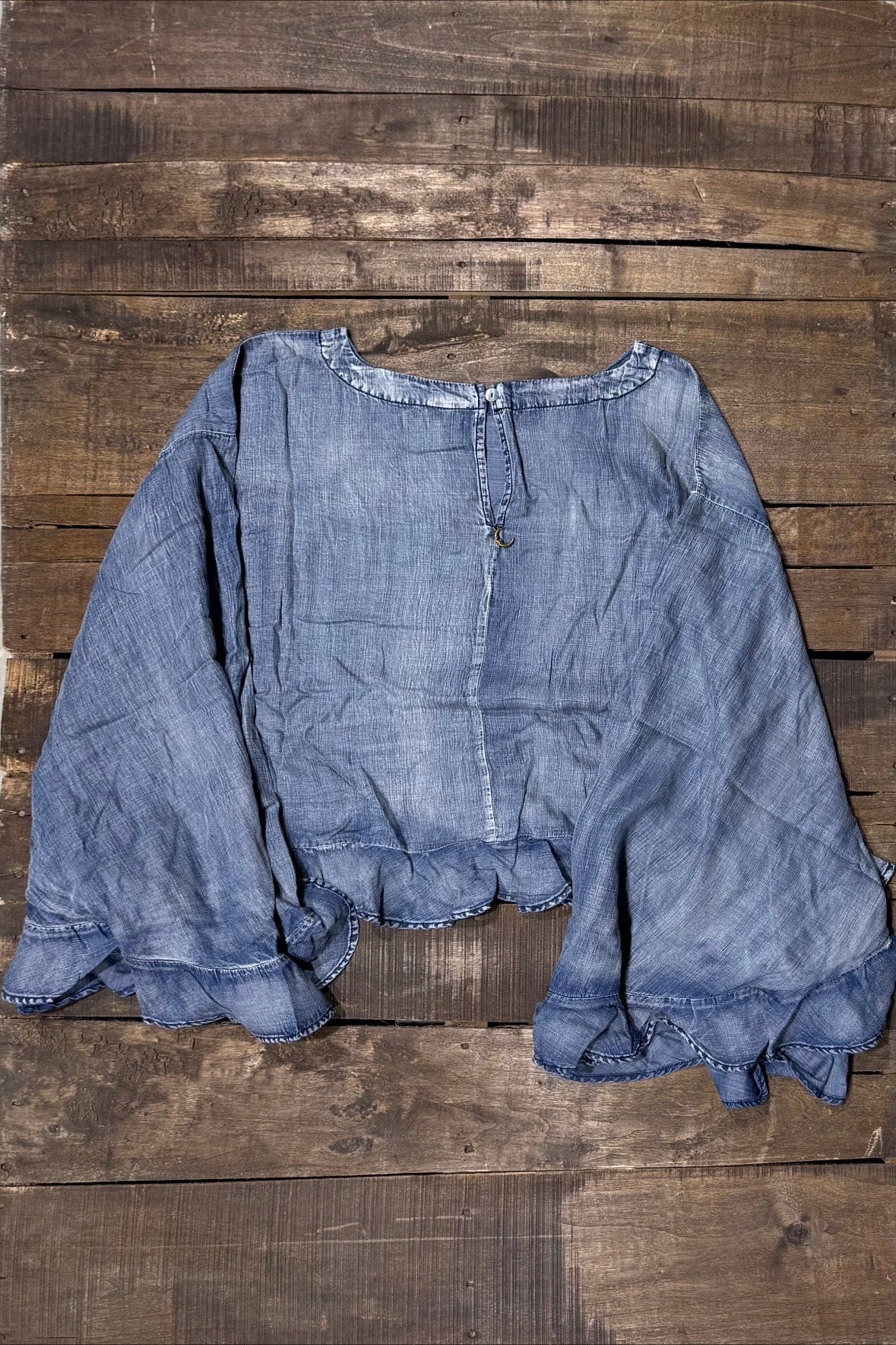 Jaded Gypsy Blooming Grace Top in Chambray, back view with button detail