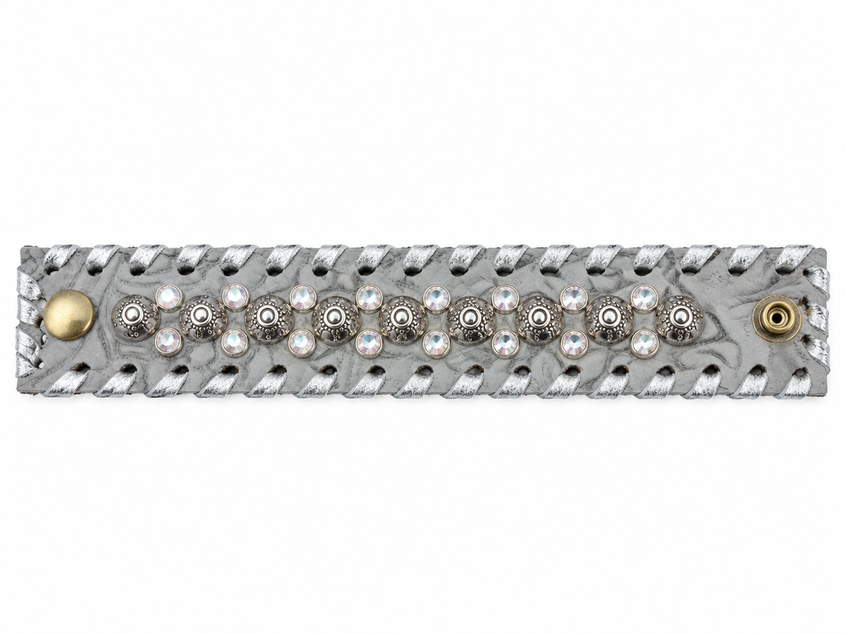 Kurtman Silver / Iridescent snap cuff with engraved silver-tone studs