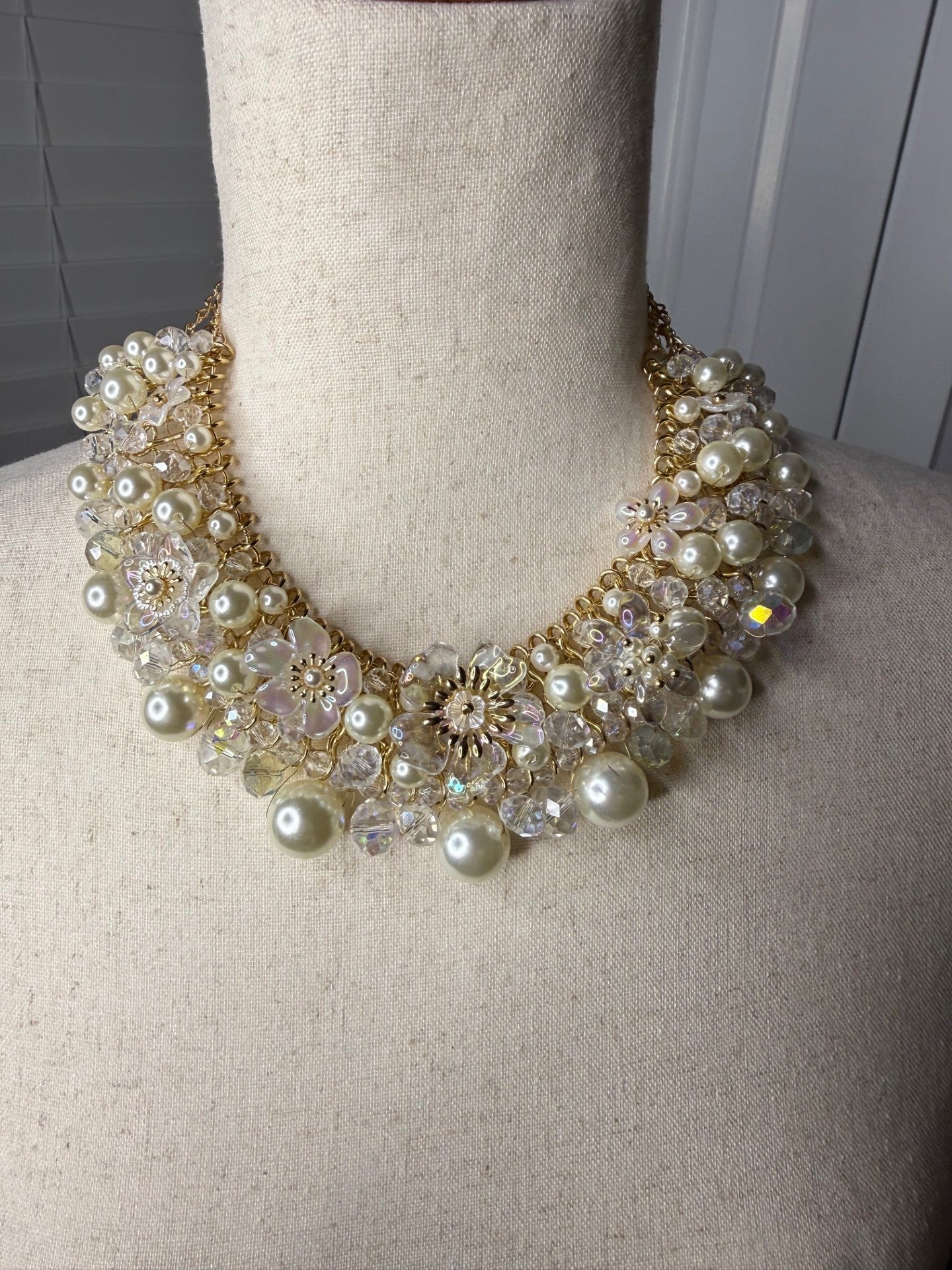 Alice Gold Pearl & Flower Collar Necklace