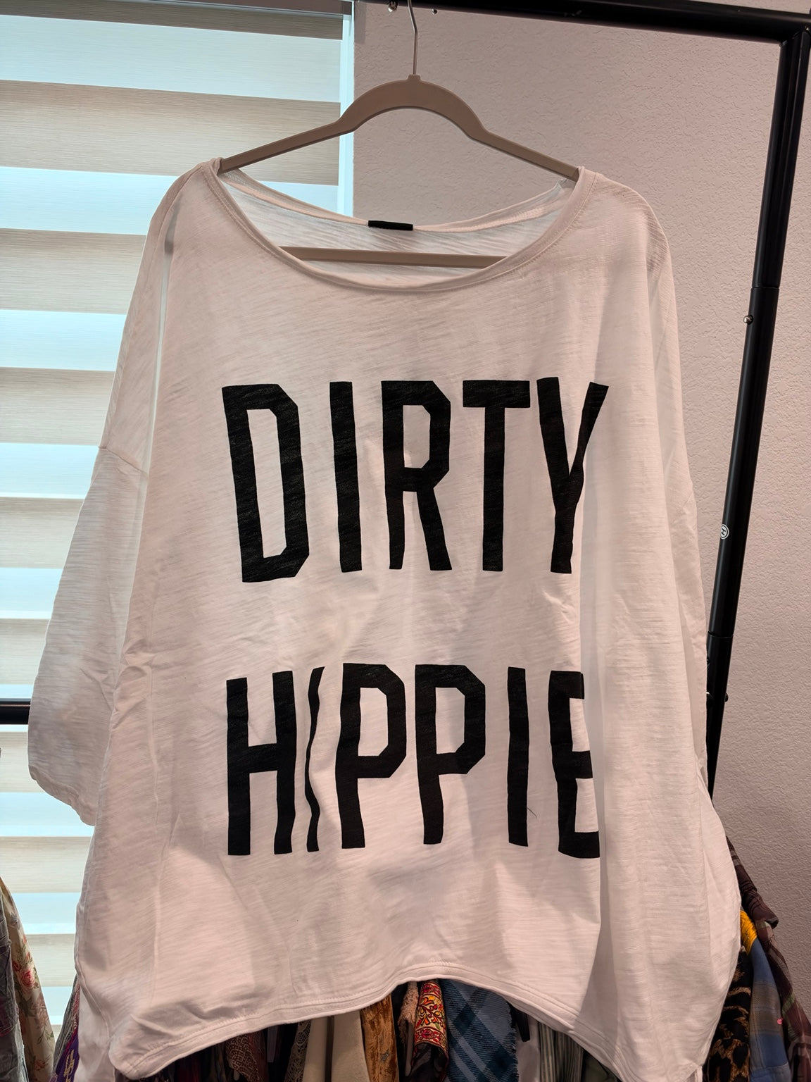 Jaded Gypsy Be Free Top Dirty Hippy in cream with black graphic lettering