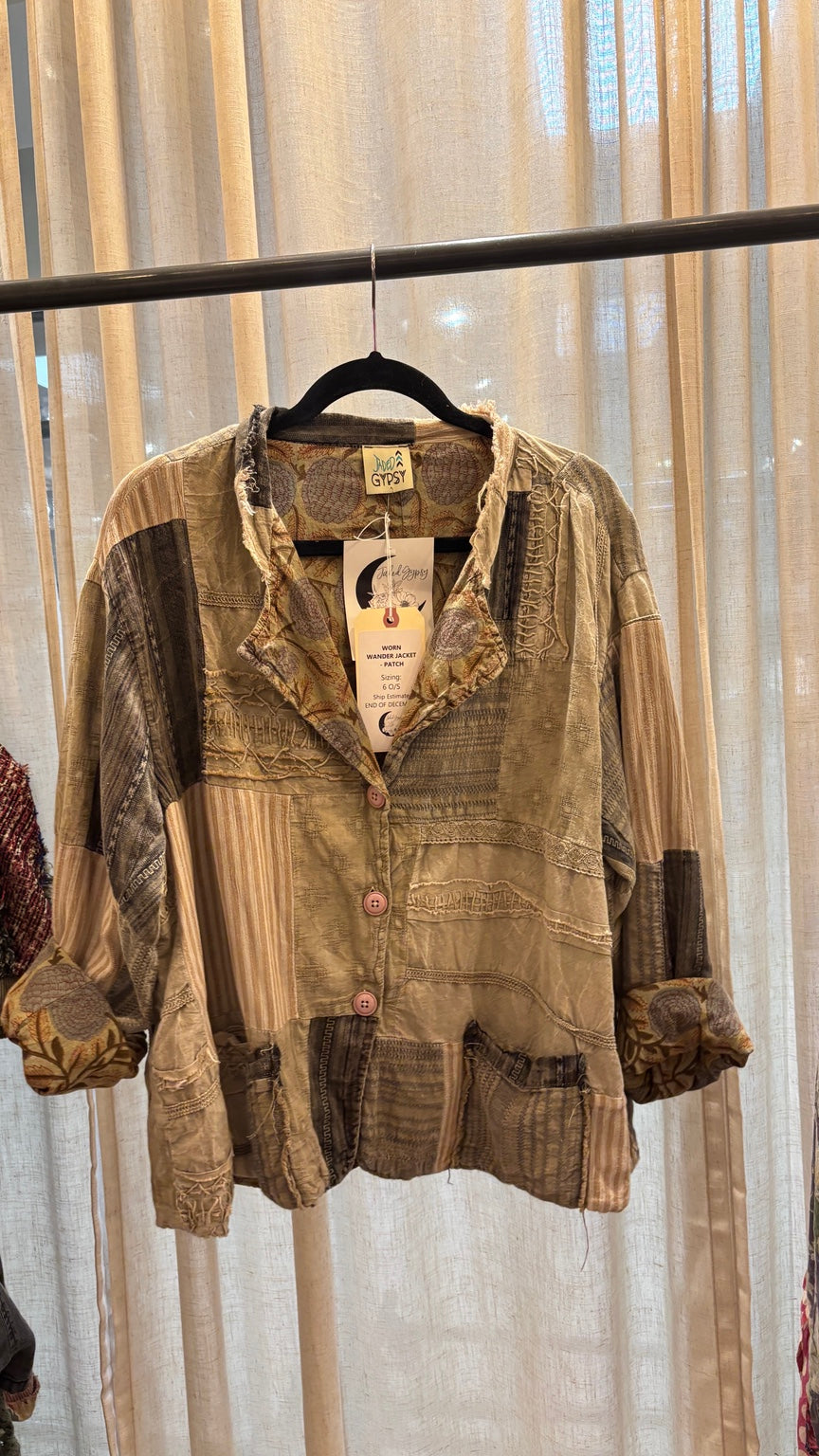 Worn Wander Jacket – Patch in earthy patchwork with decorative stitching, floral cuffs and front pockets