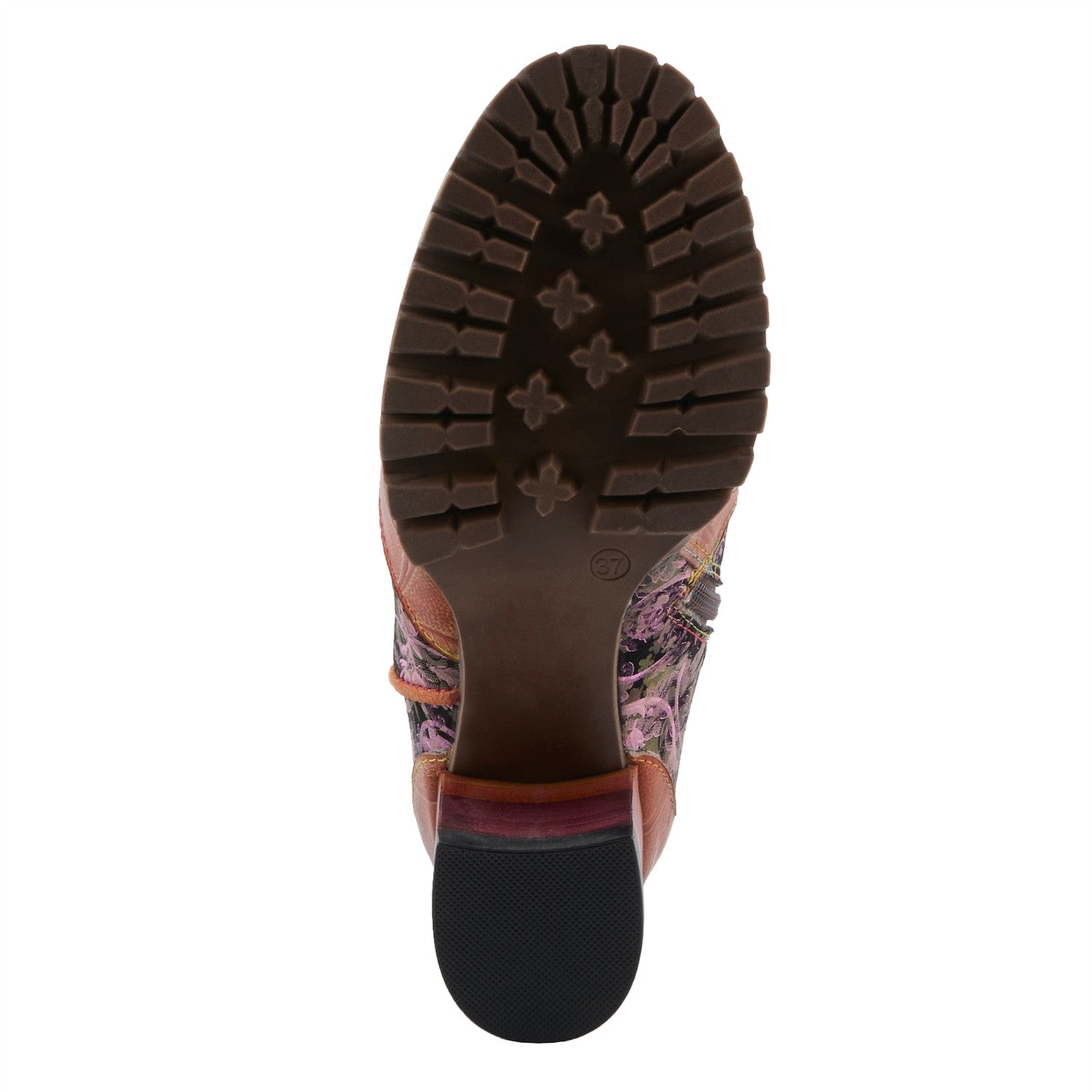 L'Artiste Butofcourse boot outsole showing lug tread pattern
