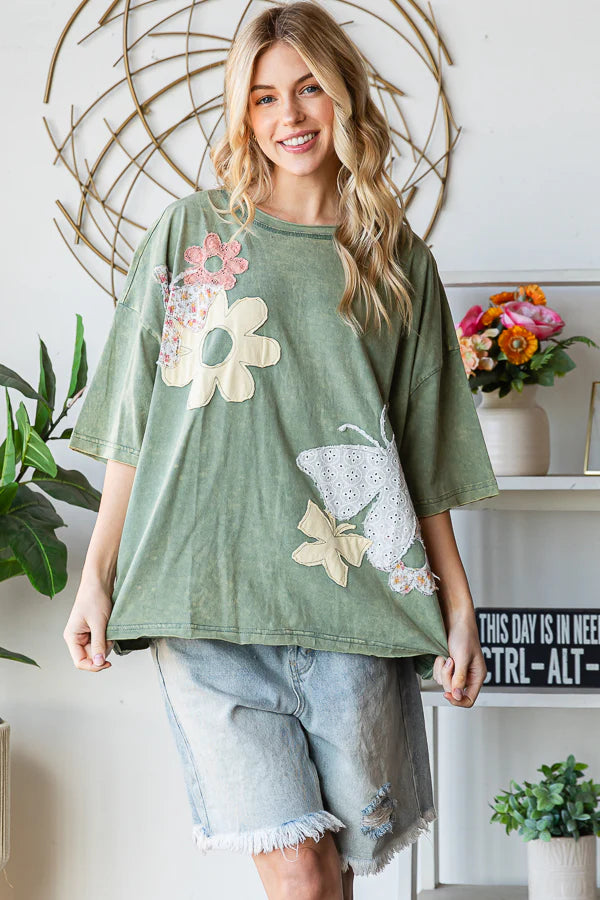 OLI AND HALI WASHED FLOWER BUTTERFLY PATCHWORK SHORT SLEEVE TOP