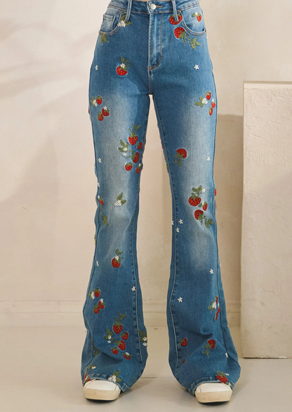 Oli and Hali WASHED STRAWBERRY EMBROIDERED DENIM PANTS
