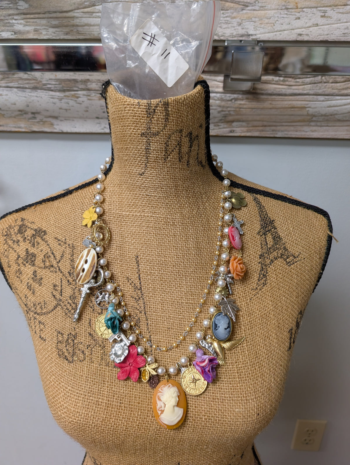 Paper Lace Cameo Charm Necklace – Design H