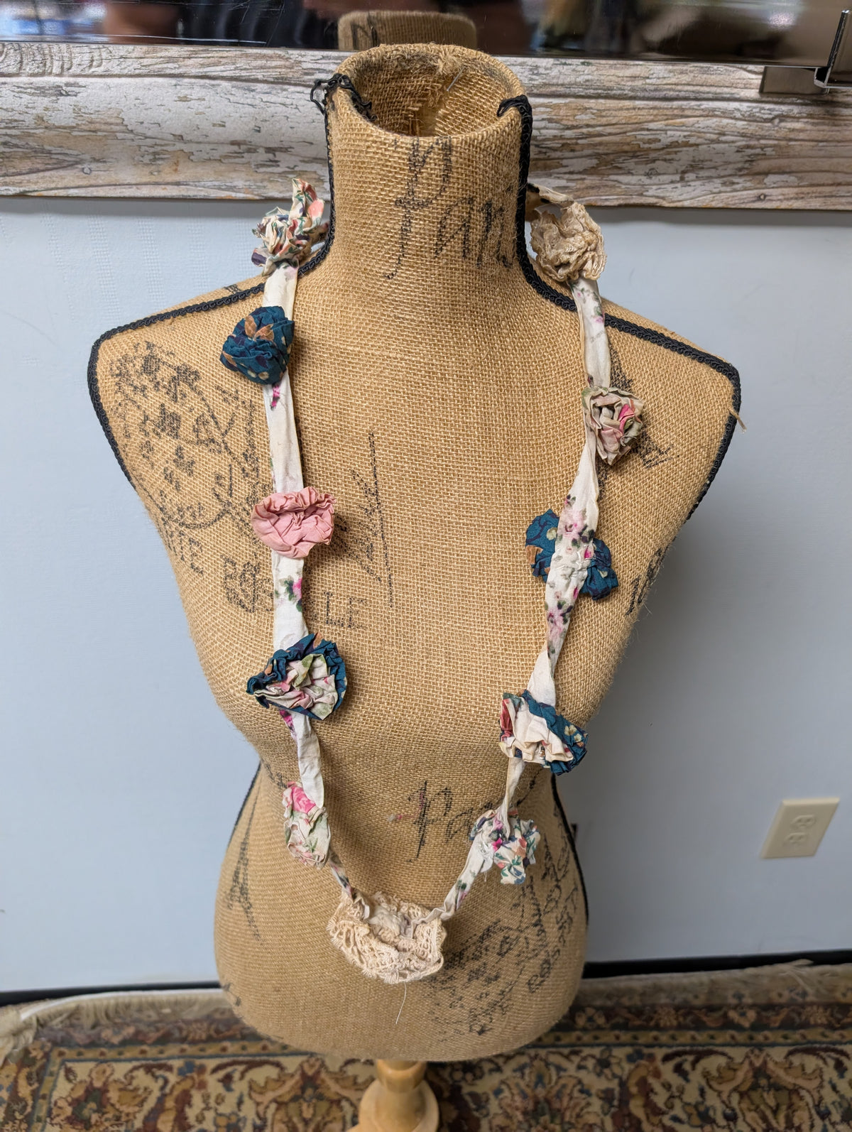 Paper Lace Cloth Flower Necklace – Design B