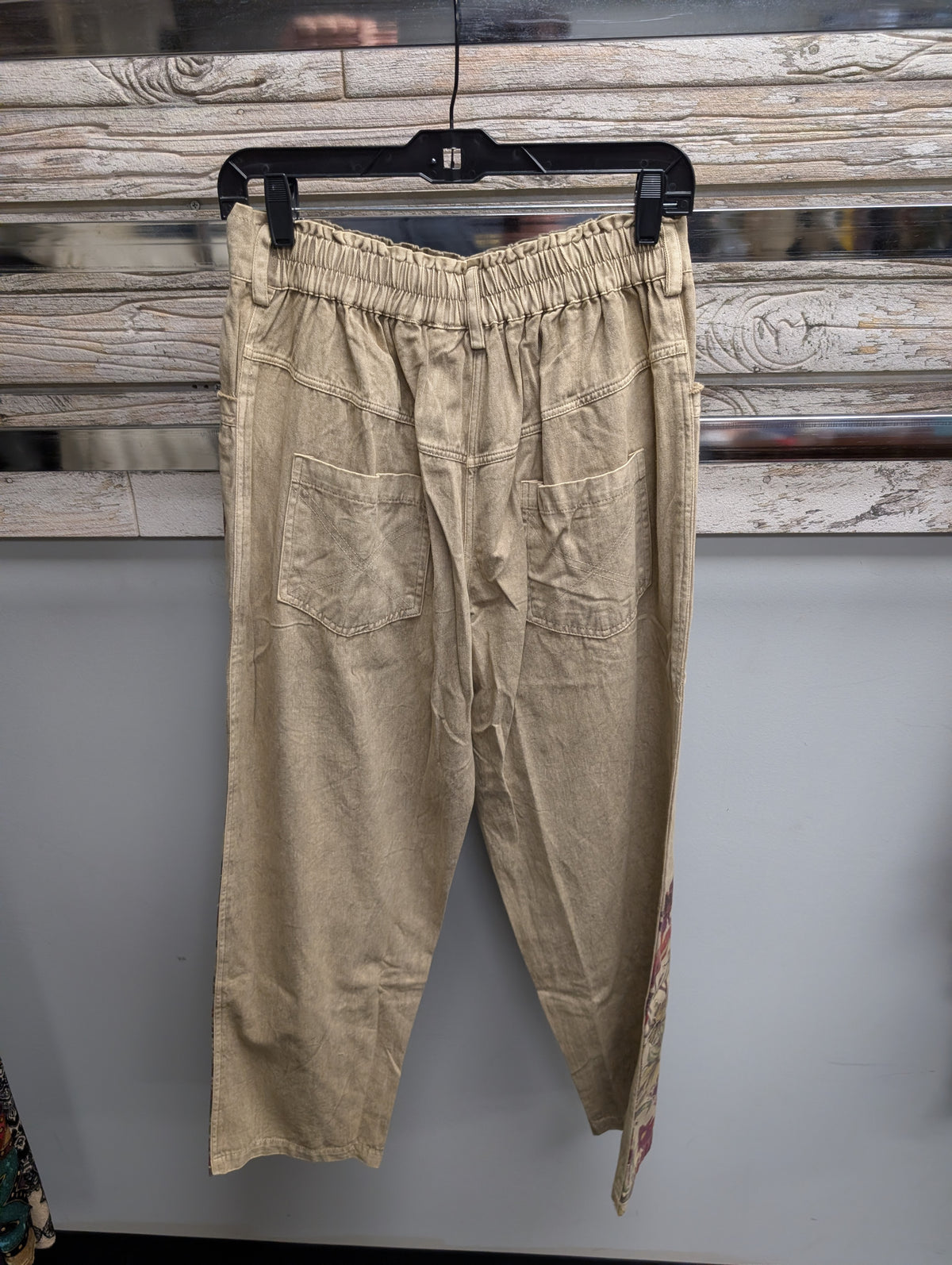 Paper Lace PL-G643P khaki pants, back view