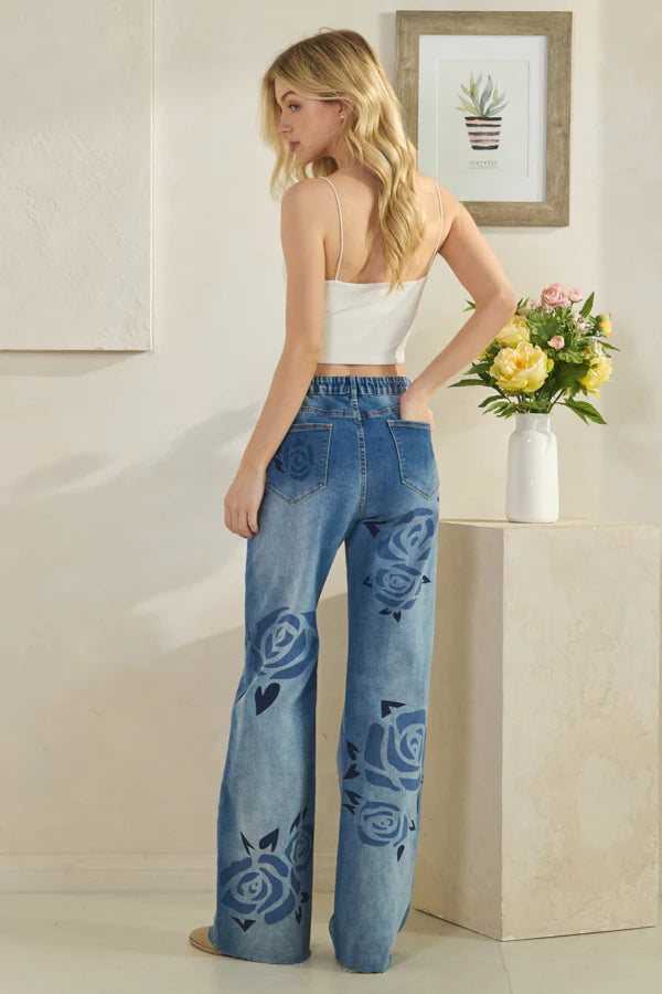 OLI AND HALI  WASHED ROSE PRINT DETAIL MEDIUM WASH JEANS