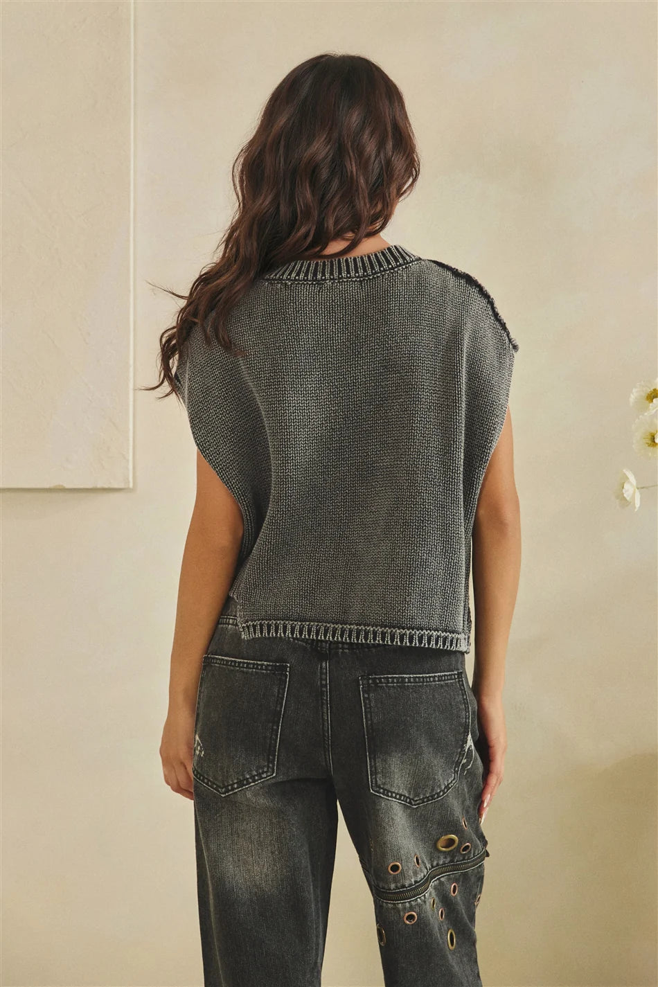 Oli And Hali Sleeveless Sweater