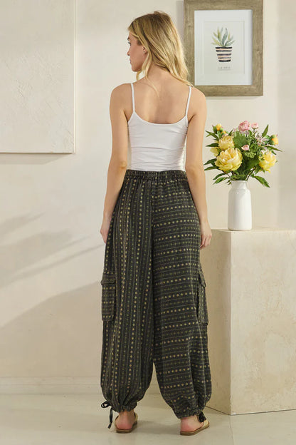 OLI AND HALI WASHED 3D POCKET FLOWER PATTERN WIDE LEG PANTS EPS