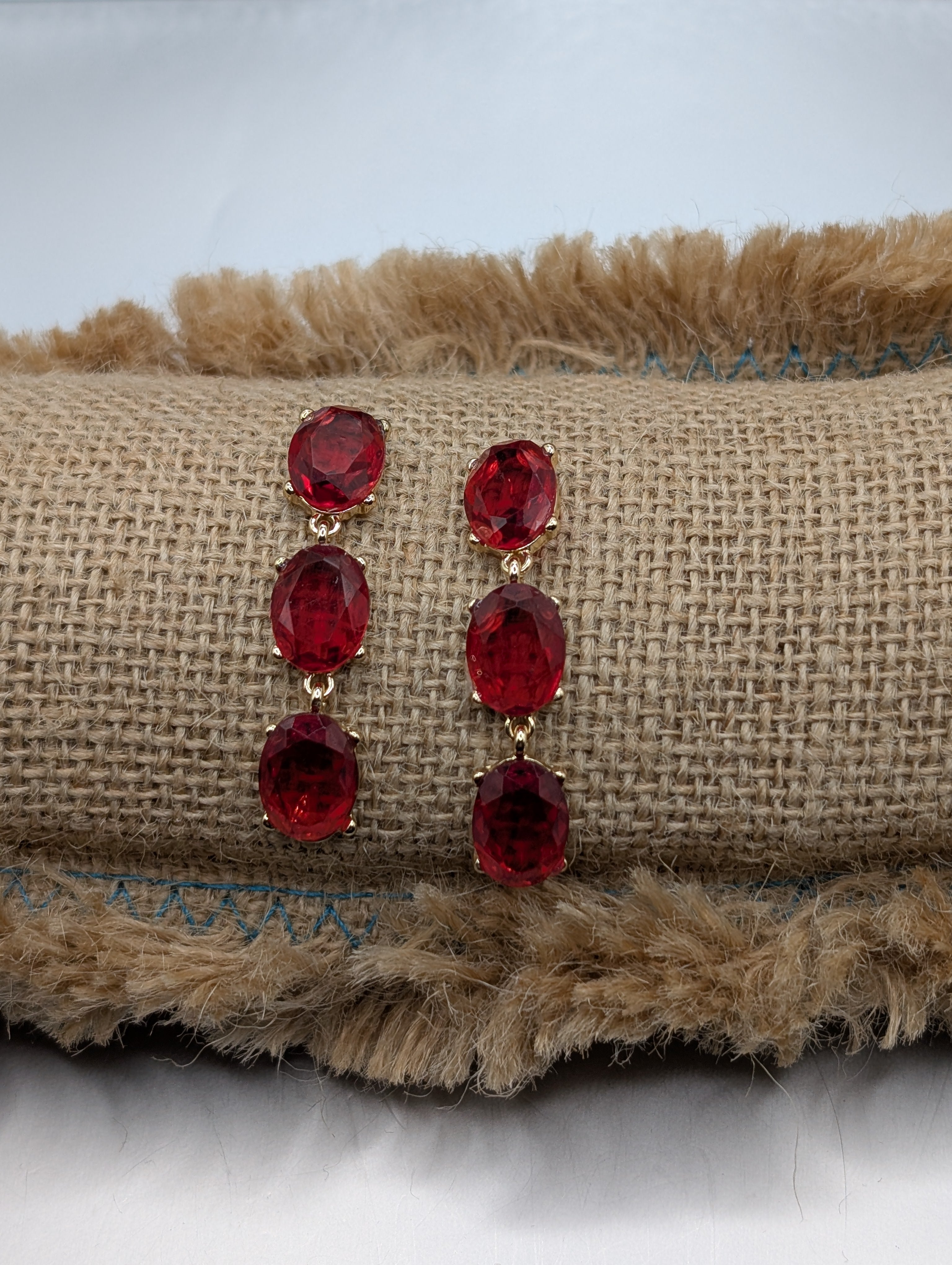 Alice oval crystal  earrings