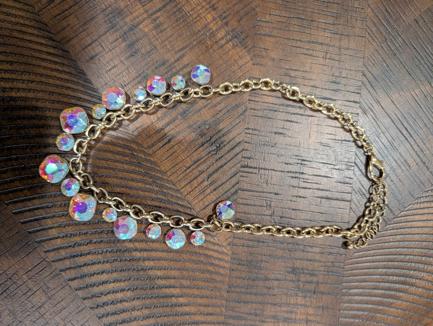 Alice Short Stone Drop Necklace
