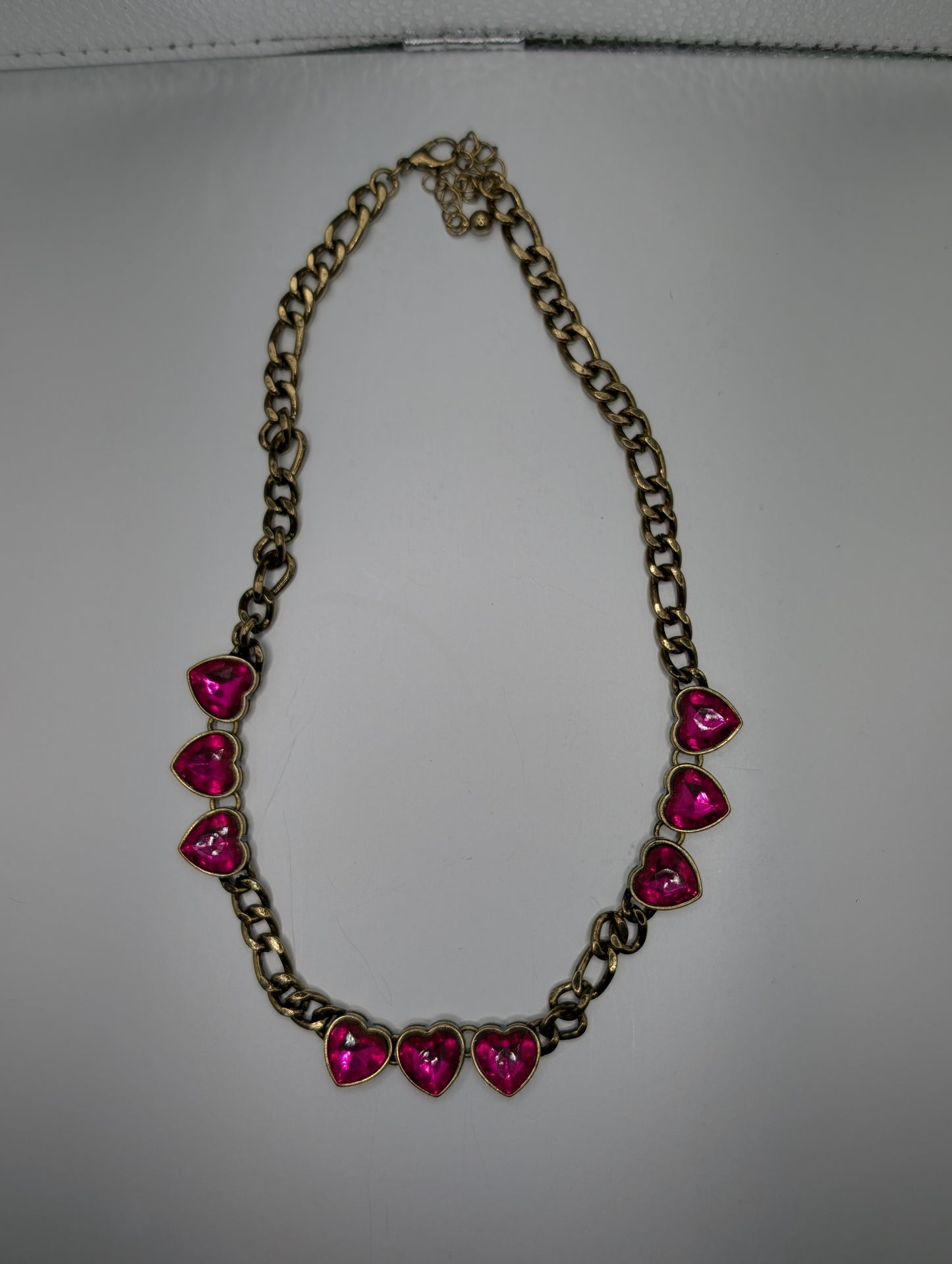 Alice from Dallas Stone 3 Heart Necklace