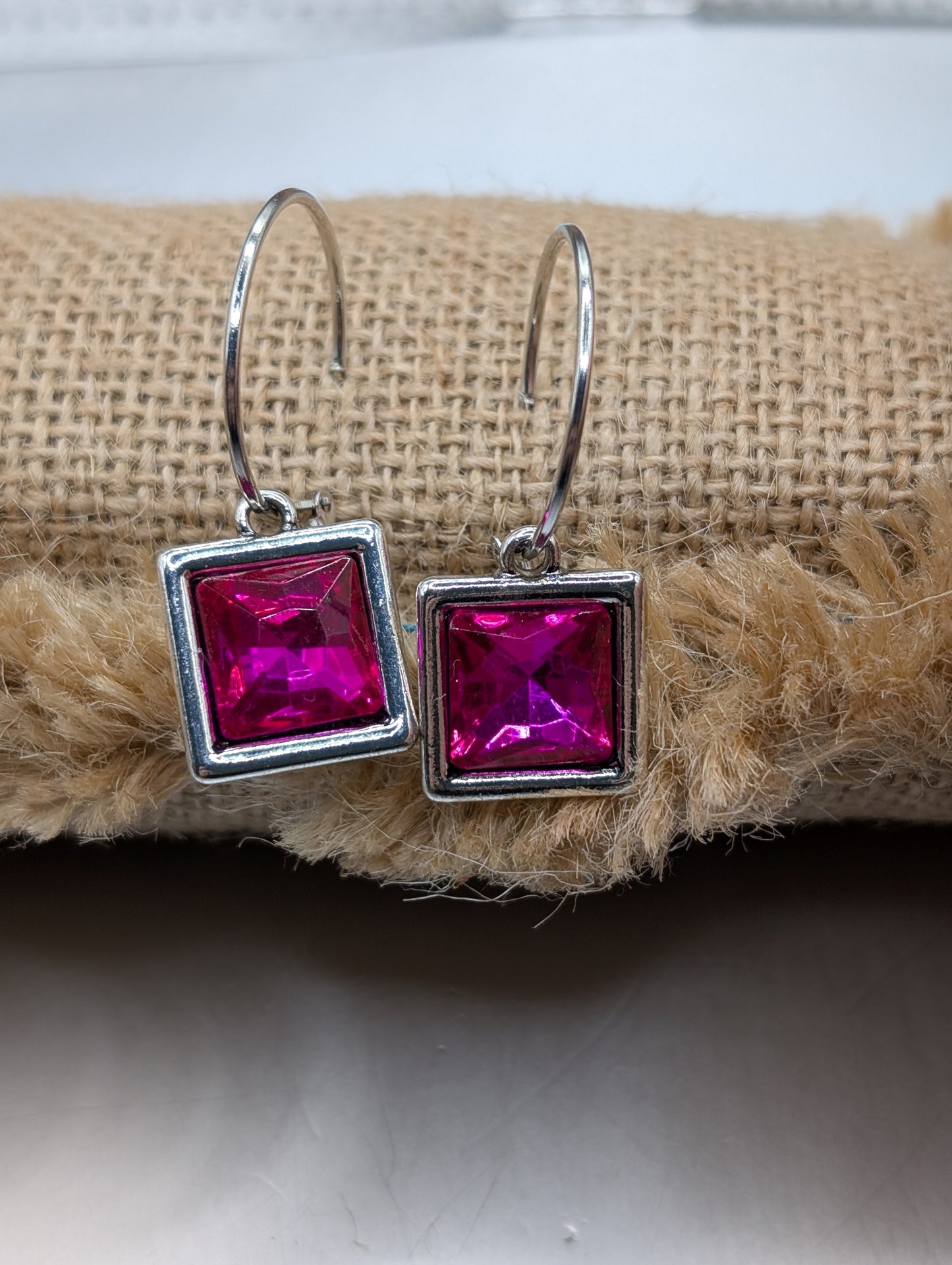 Alice square dangle hoop  earrings
