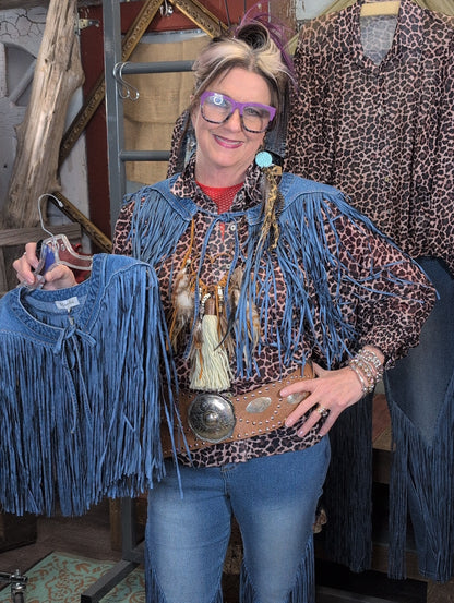 A Rare Bird Fringed Collar