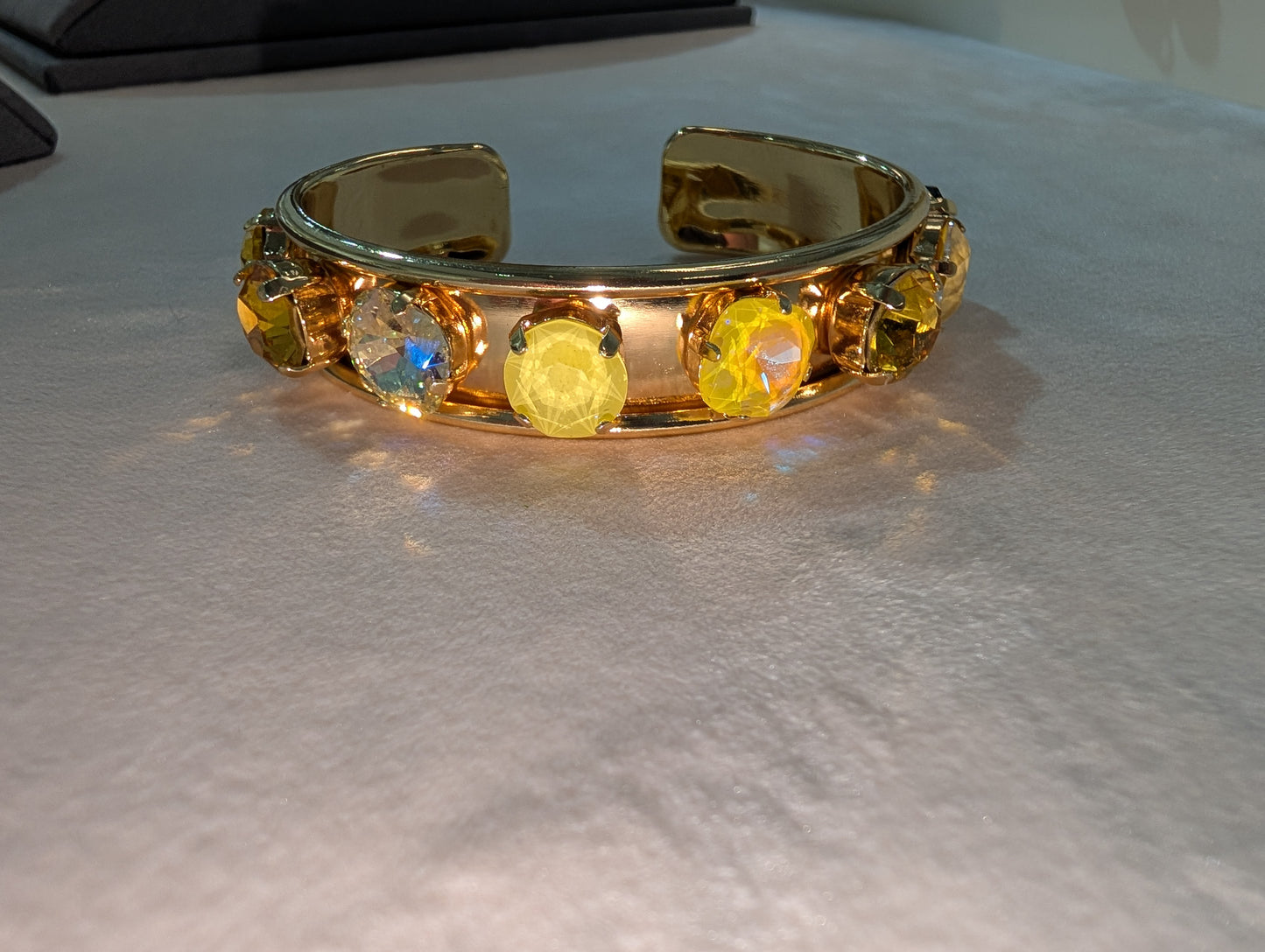 Pre Order Wafa Slim Cuff