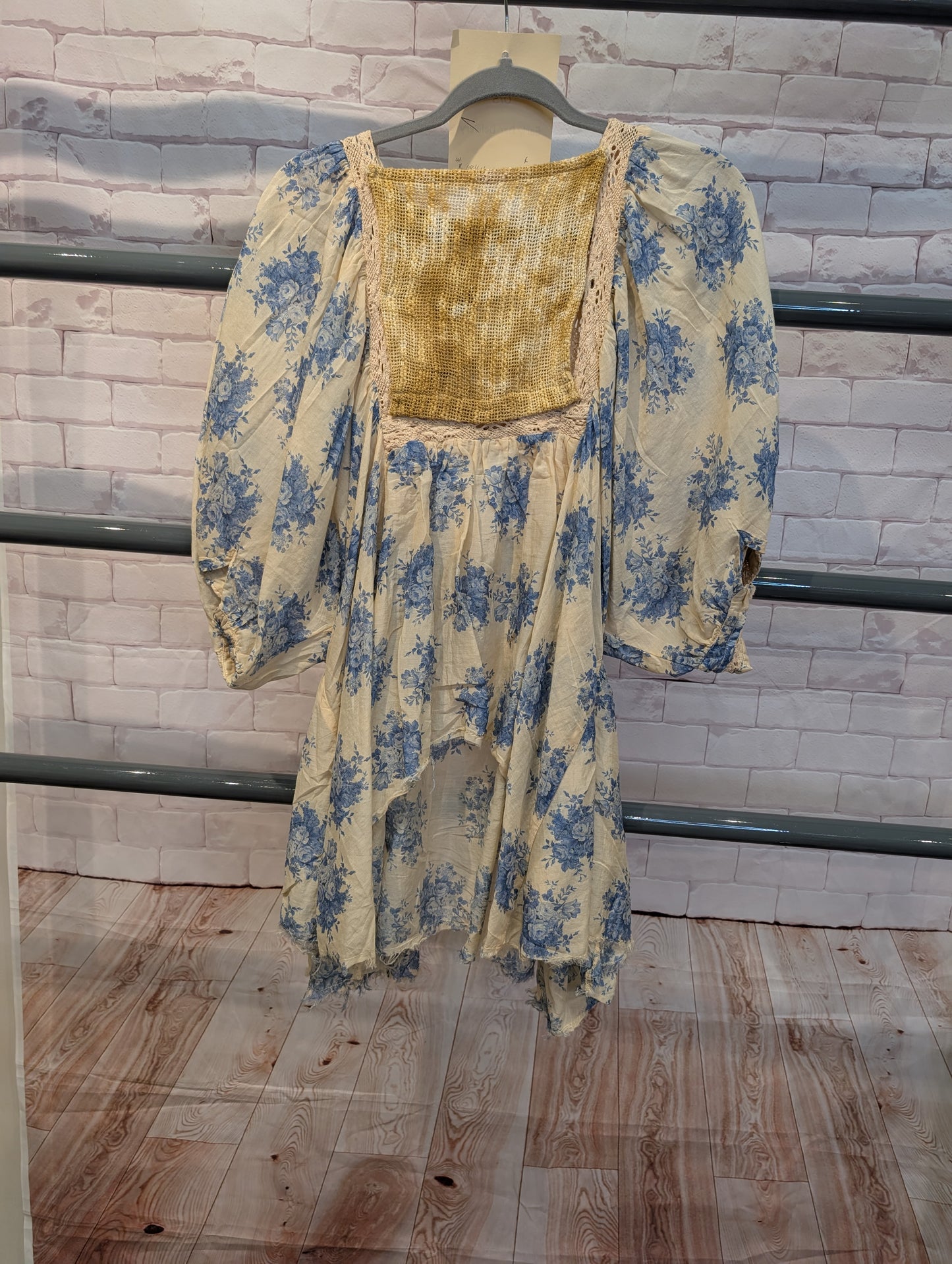 A rare bird whispering blue bell