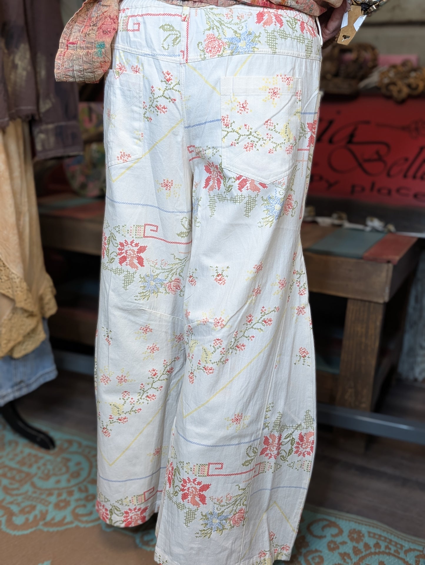 PAPER LACE CREAM BELL BOTTOM PANTS