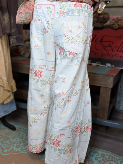 PAPER LACE CREAM BELL BOTTOM PANTS