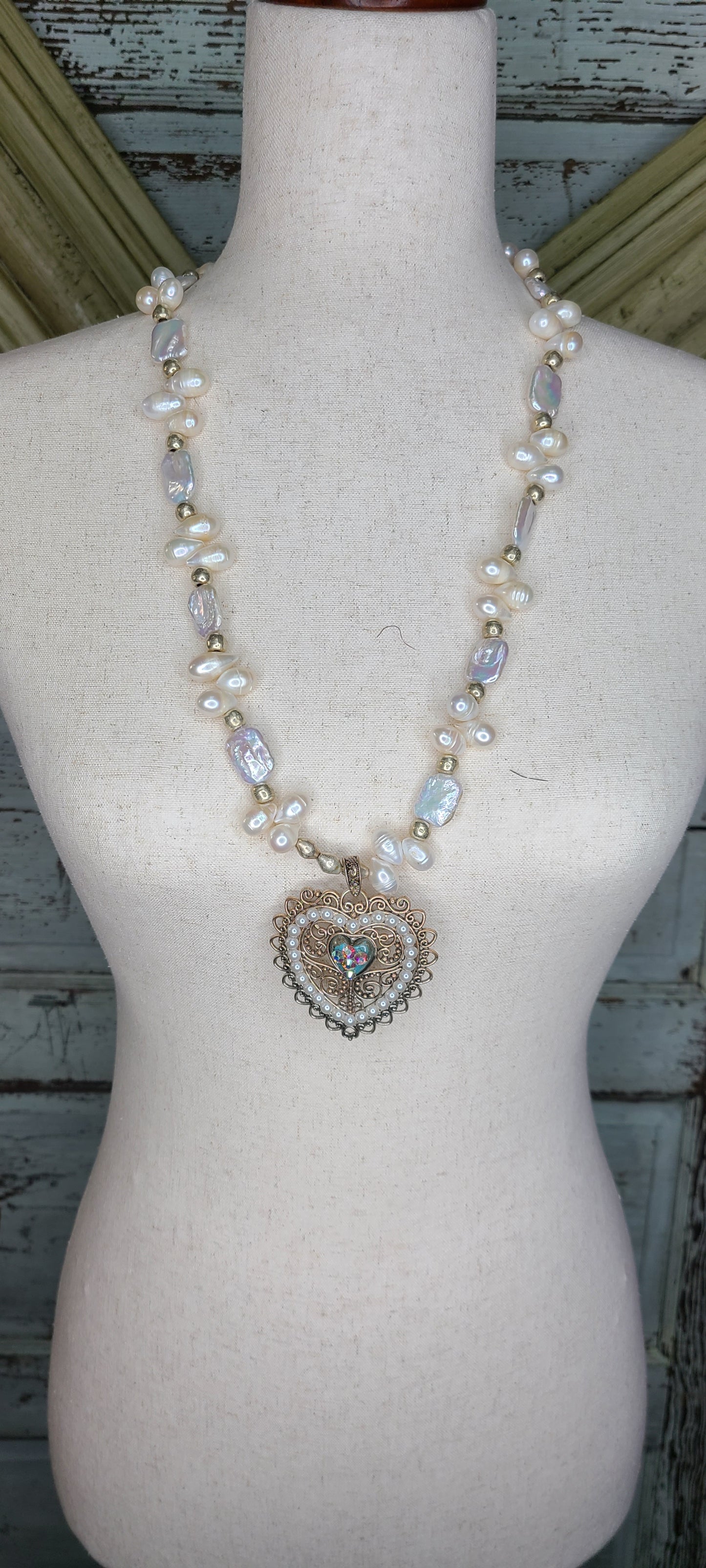 A rare bird heart  Pearl necklace