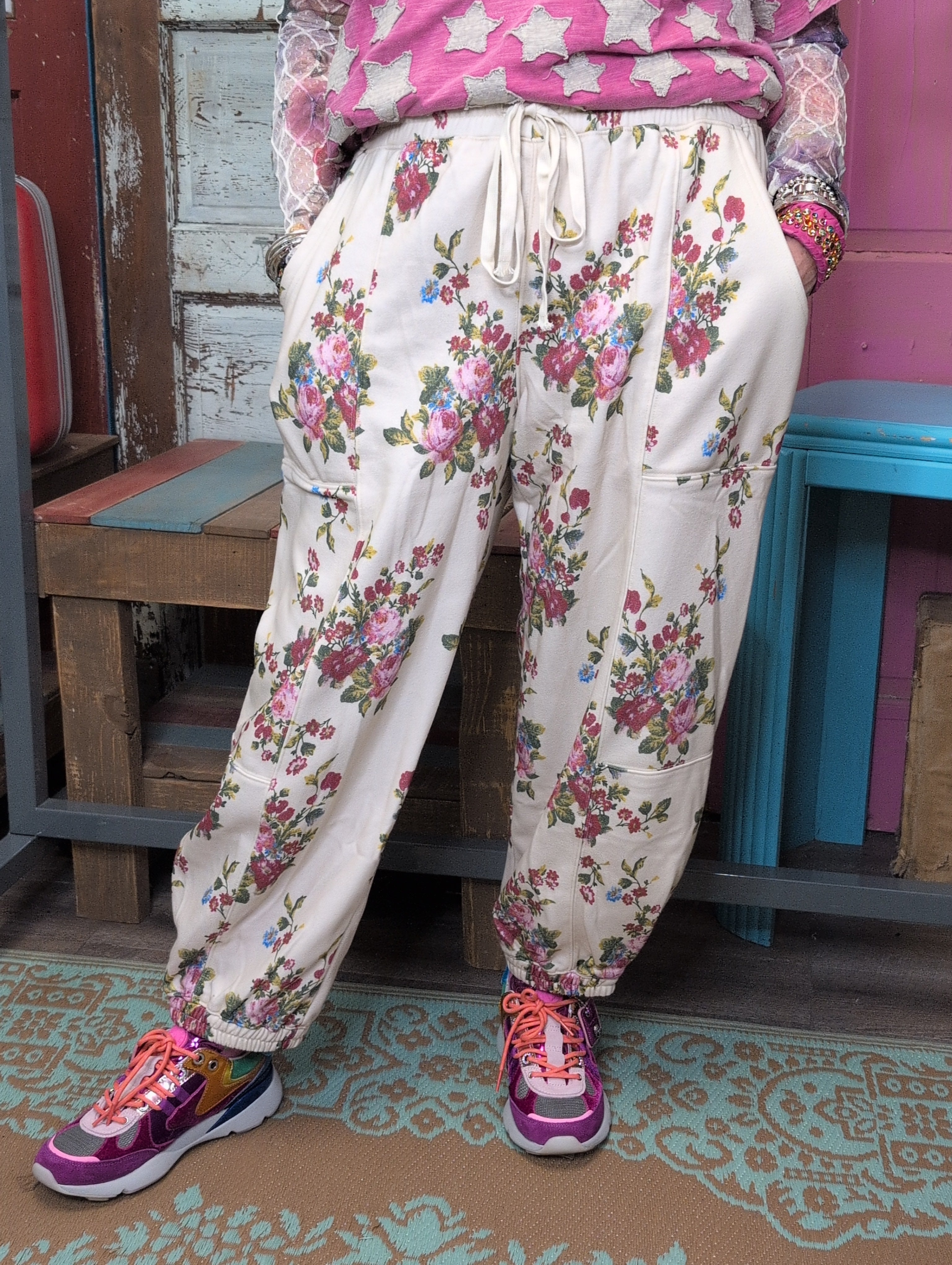 Veveret  Floral French Terry Pants