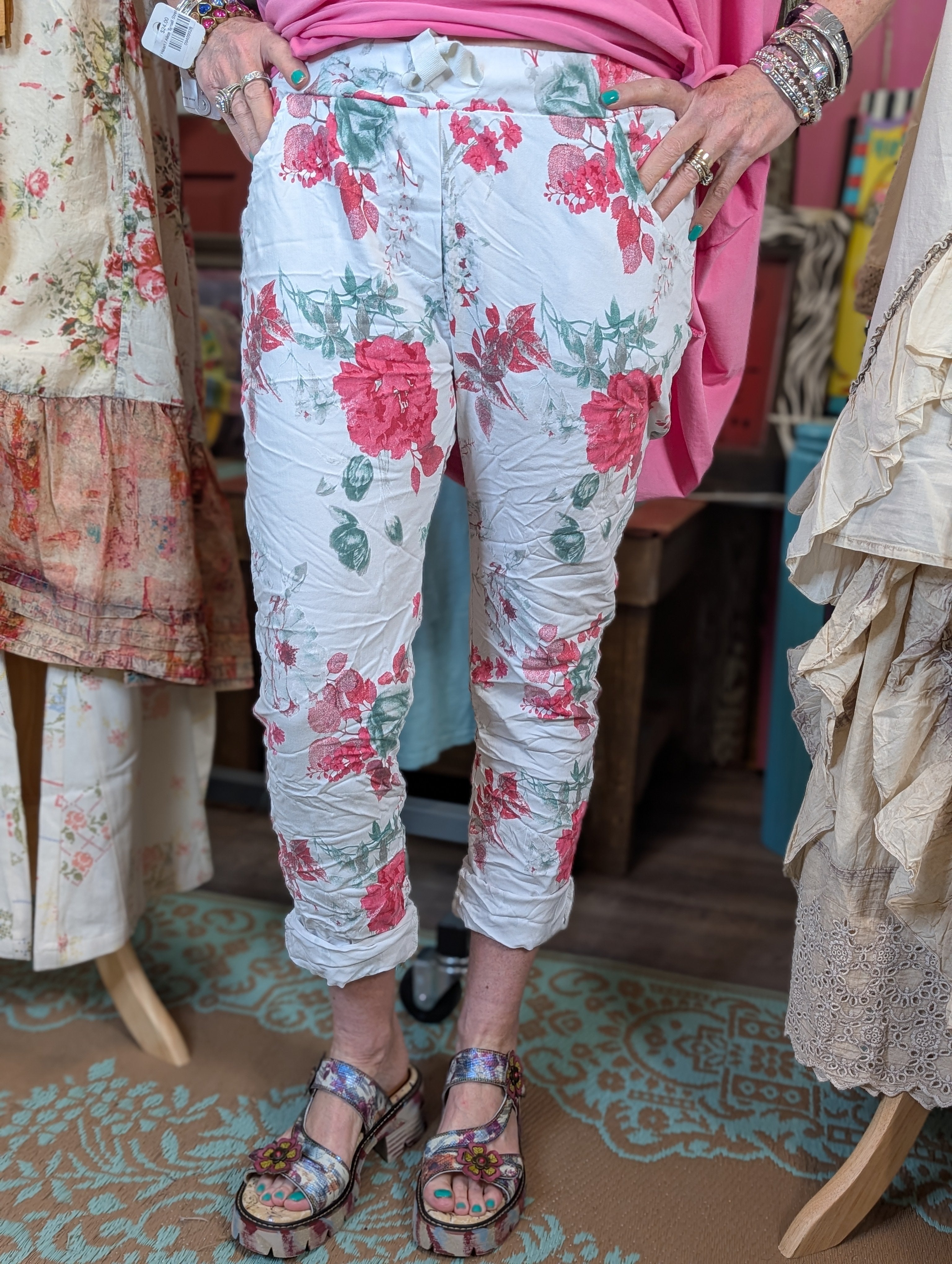 Gigi Moda Floral Crinkle Joggers