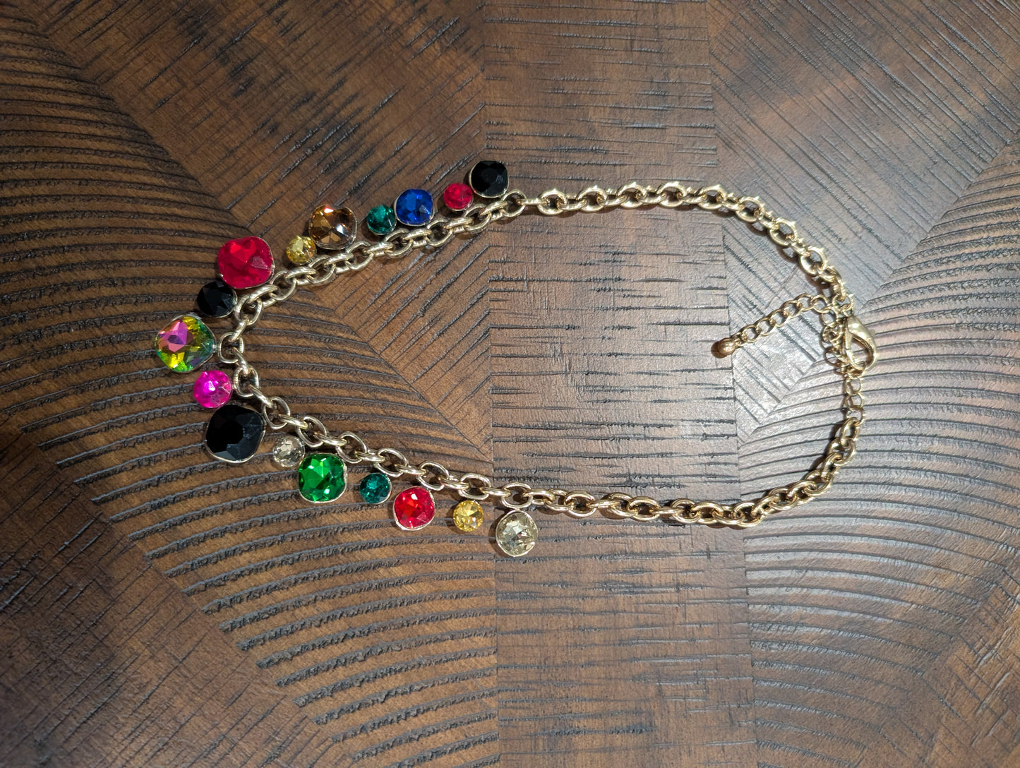 Alice Short Stone Drop Necklace