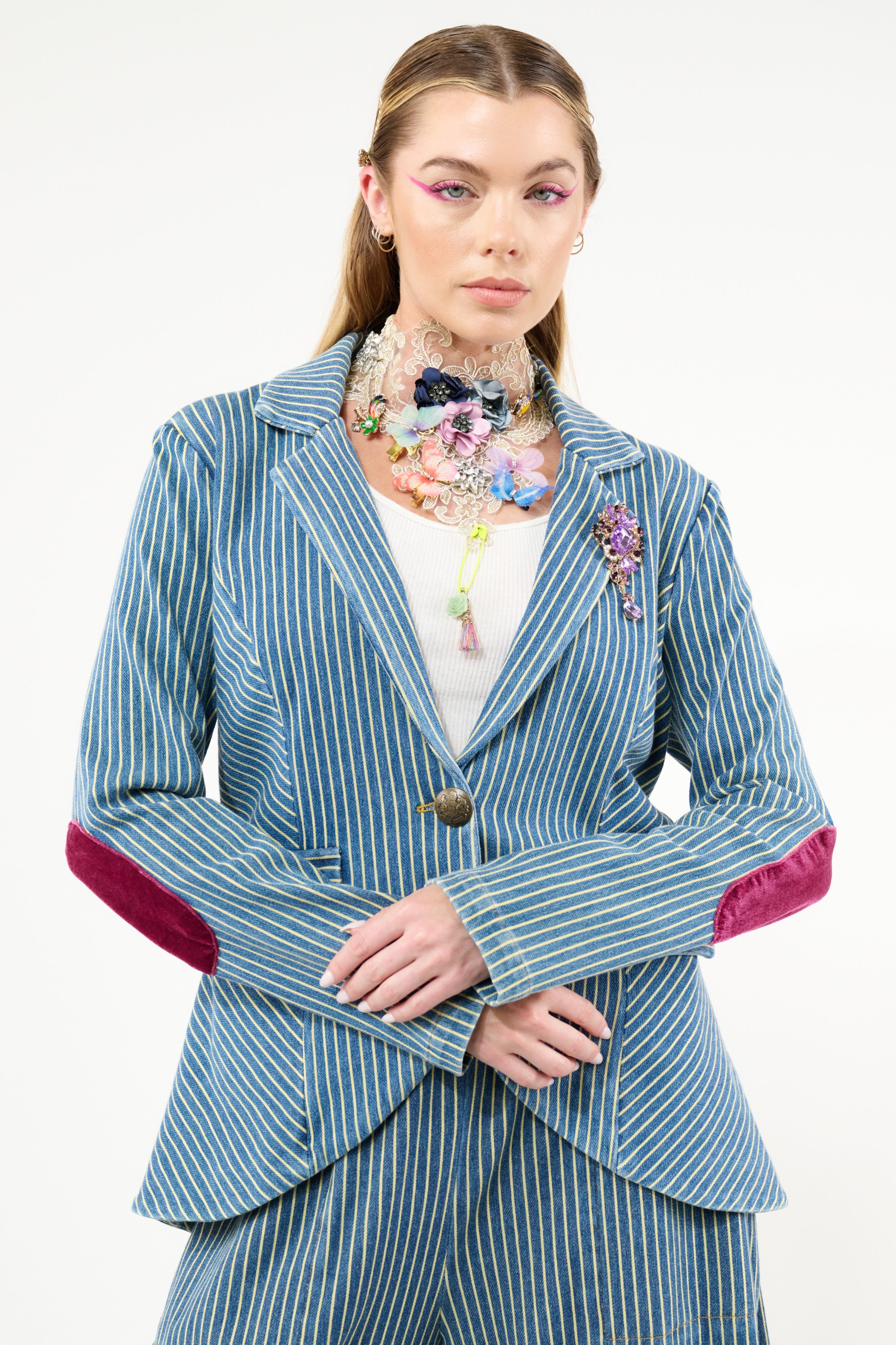 Aratta – Felecia Bella