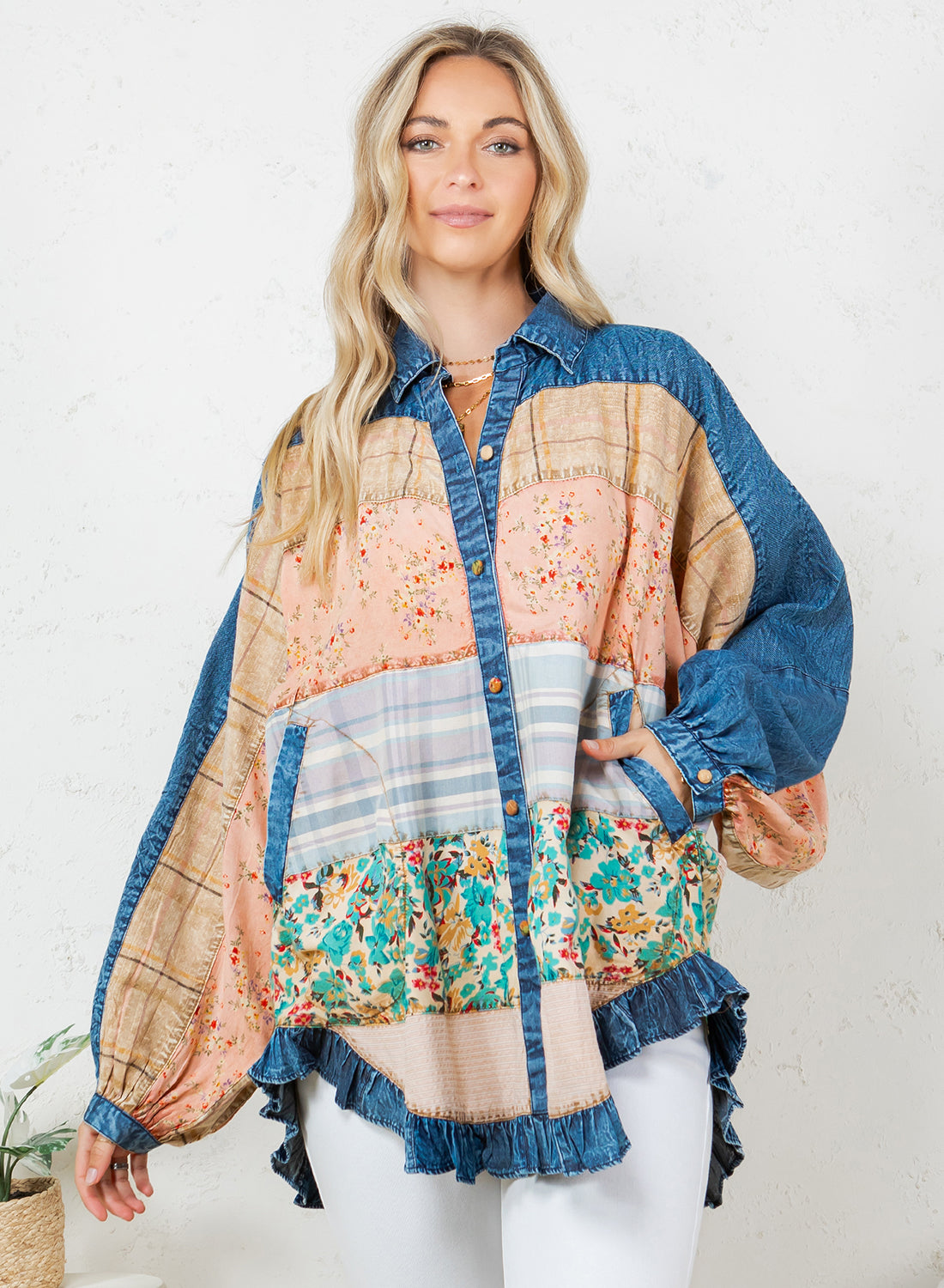 RELAXED BAT SLEEVE SHIRT WITH UNIQUE PATCH DETAIL