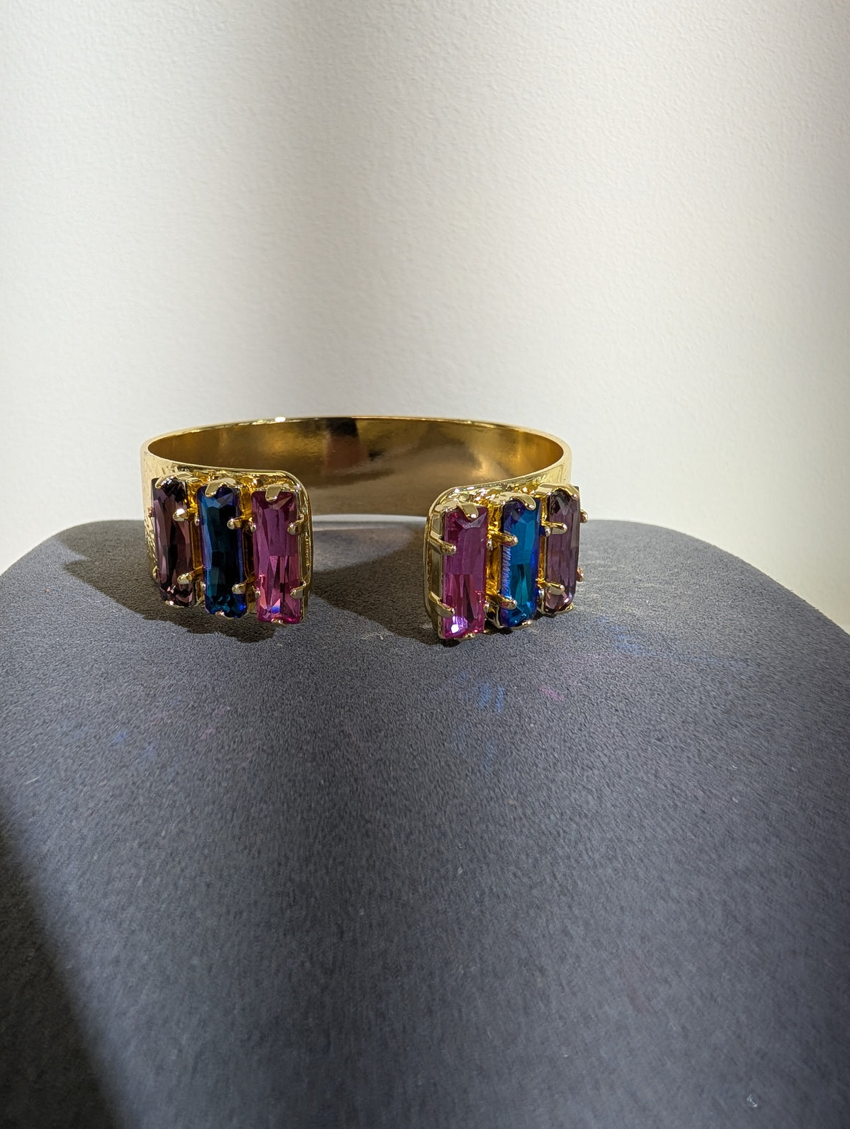 Wafa Baguette Glow Cuff — Purple/Blue Mix