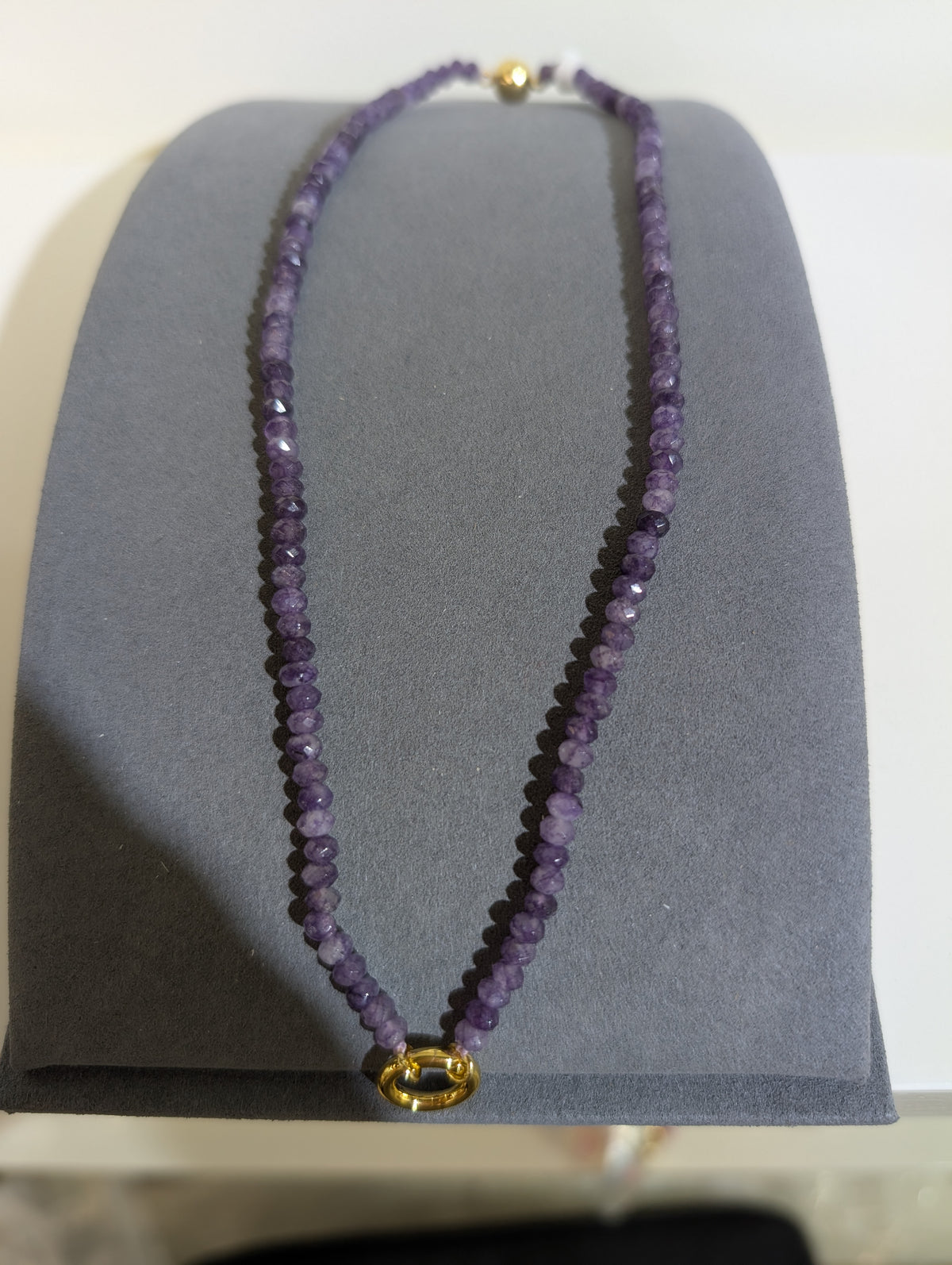 Wafa Color Loop Beaded Necklace — Purple