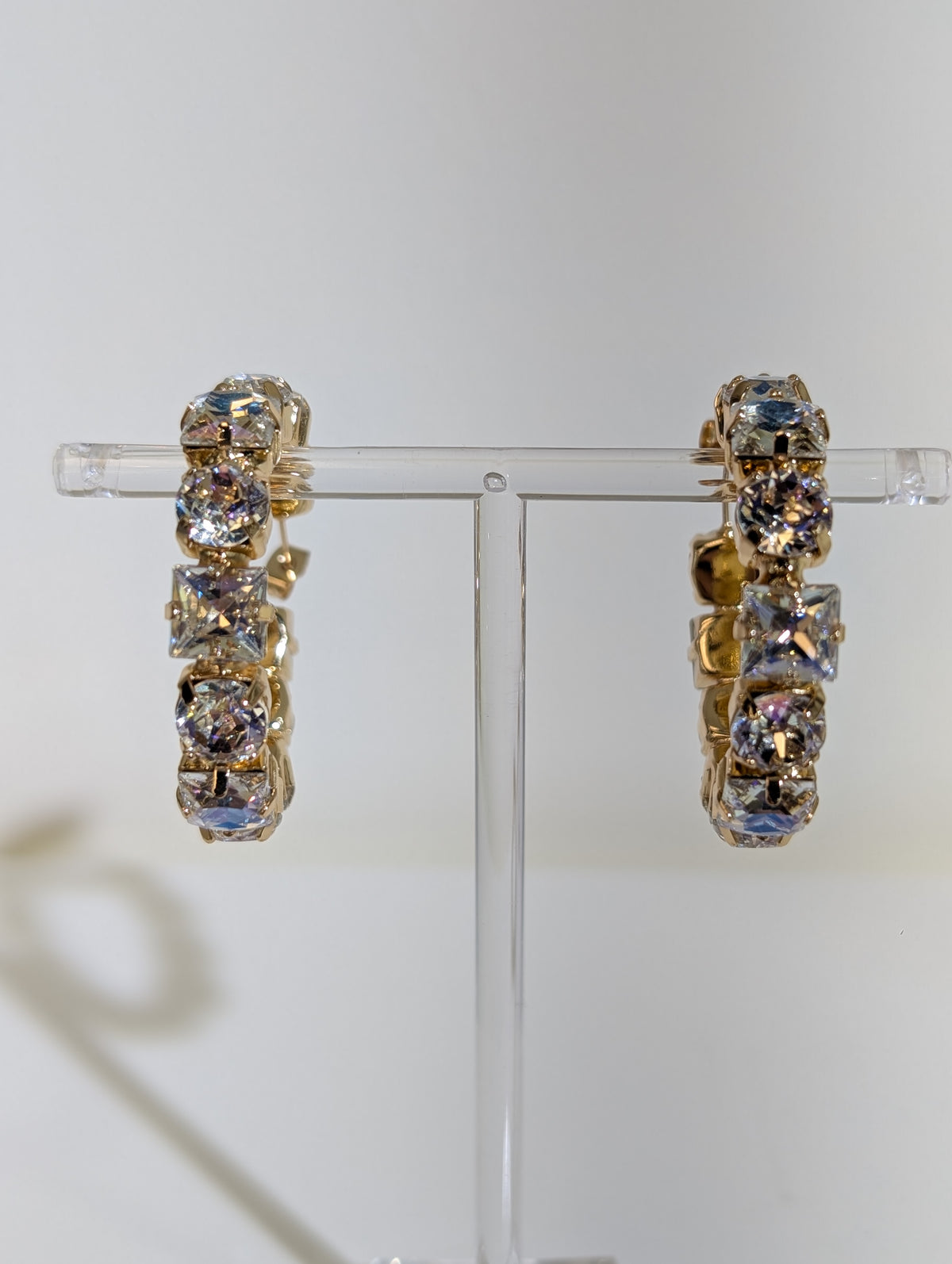 Wafa Color Radiance Hoop Earrings — Clear