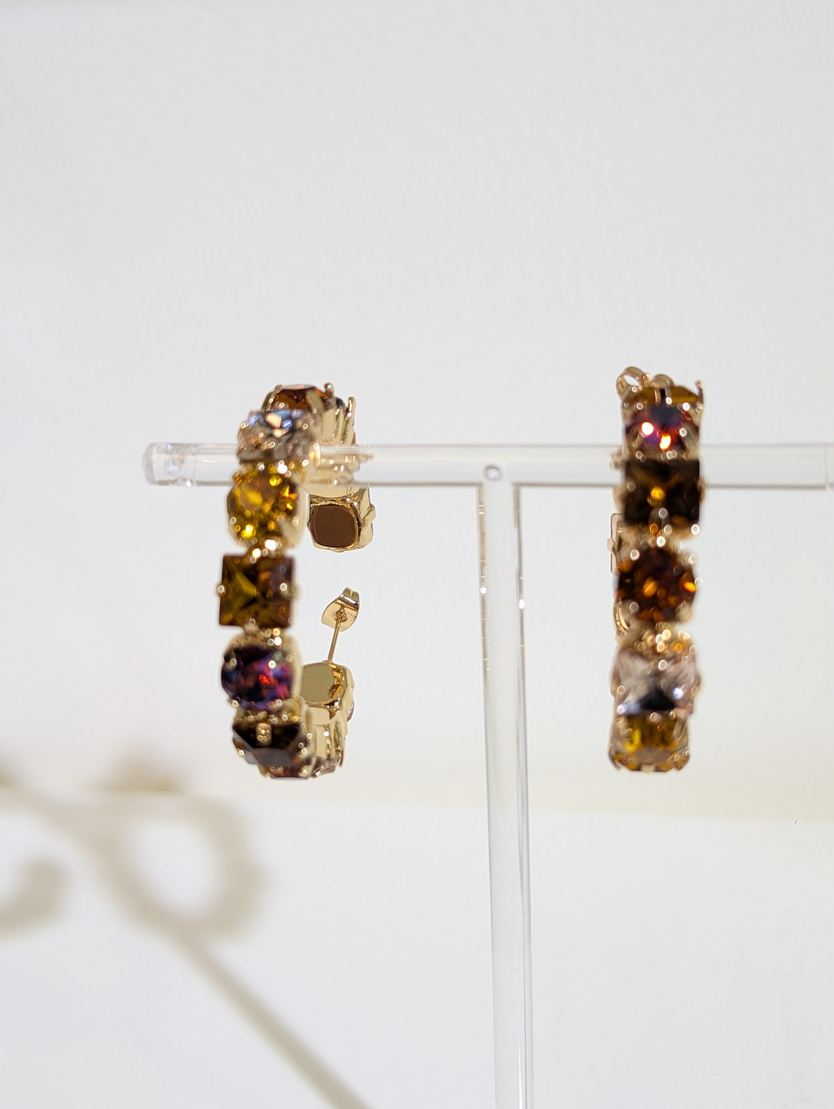 Wafa Color Radiance Hoop Earrings — Amber Mix