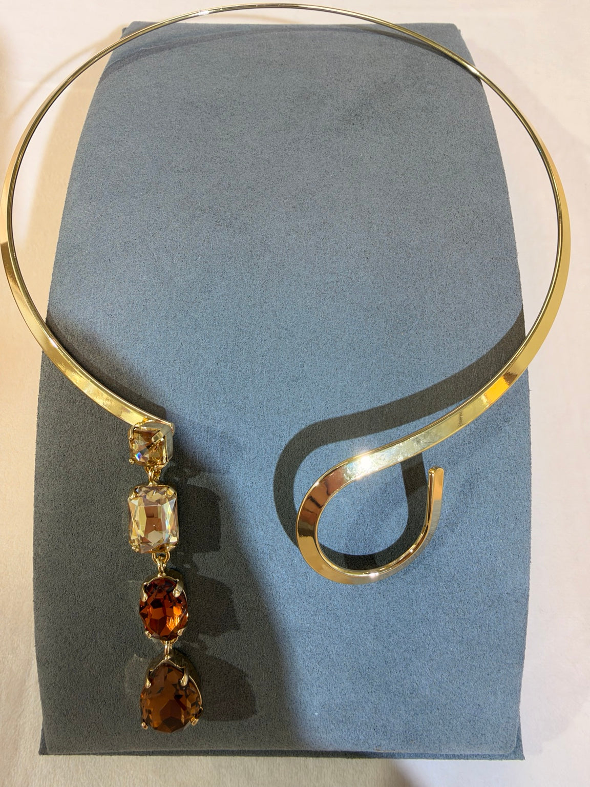 Wafa gold-tone crystal drop collar necklace in Amber / Champagne