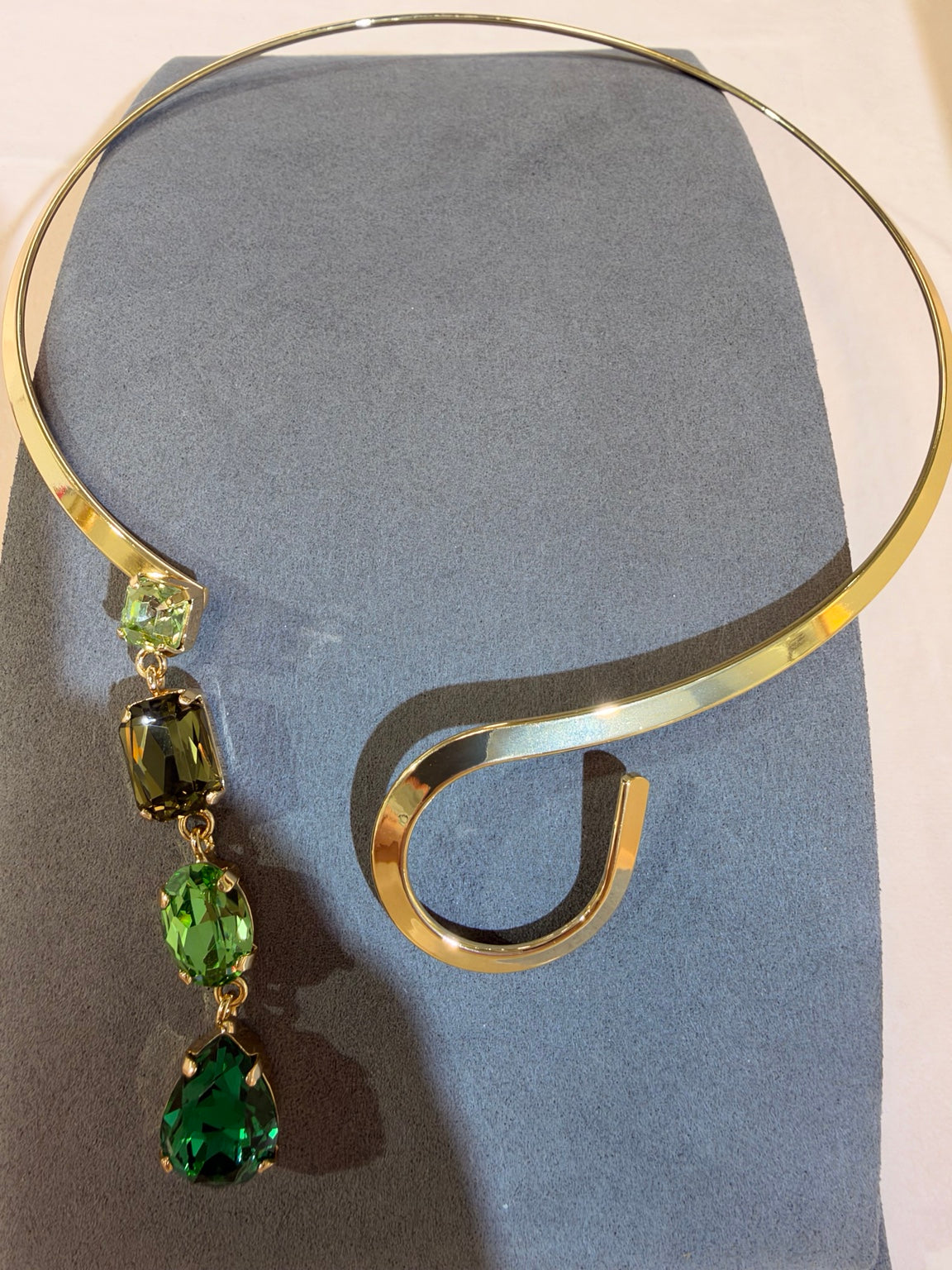 Wafa gold-tone crystal drop collar necklace in Green Mix