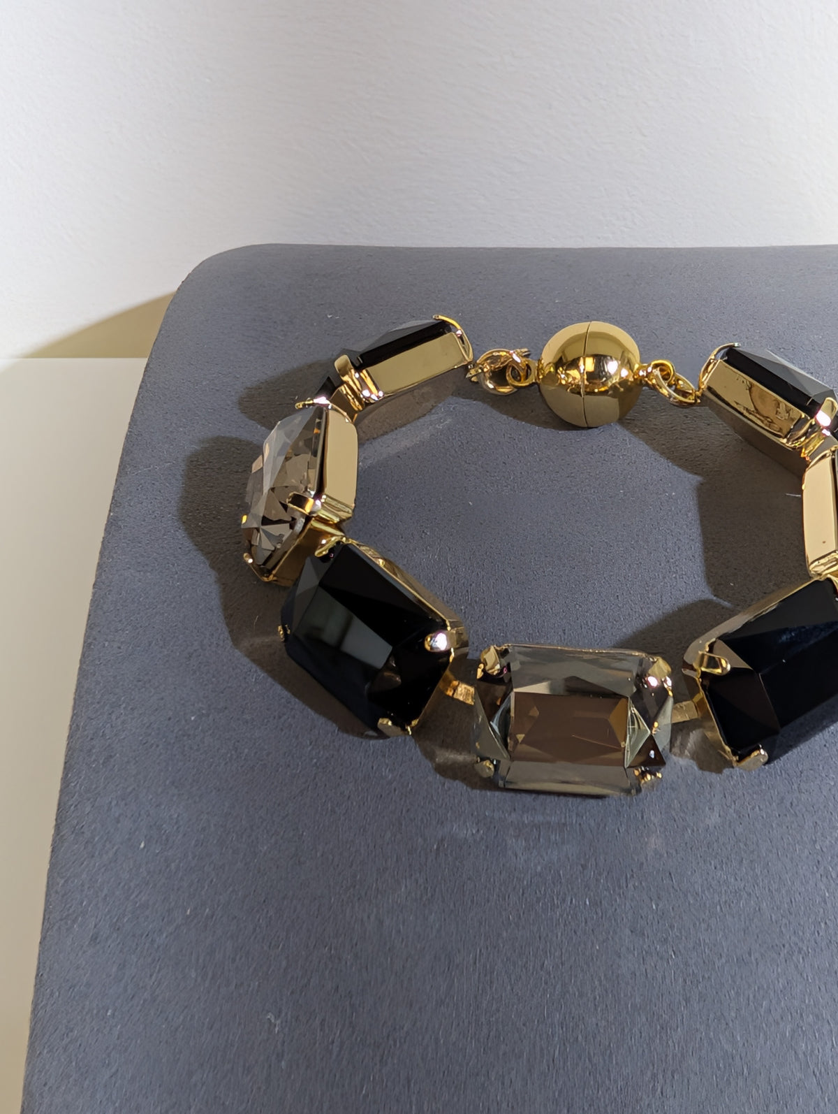 Wafa Grand Rectangle Bracelet — Black/Champagne
