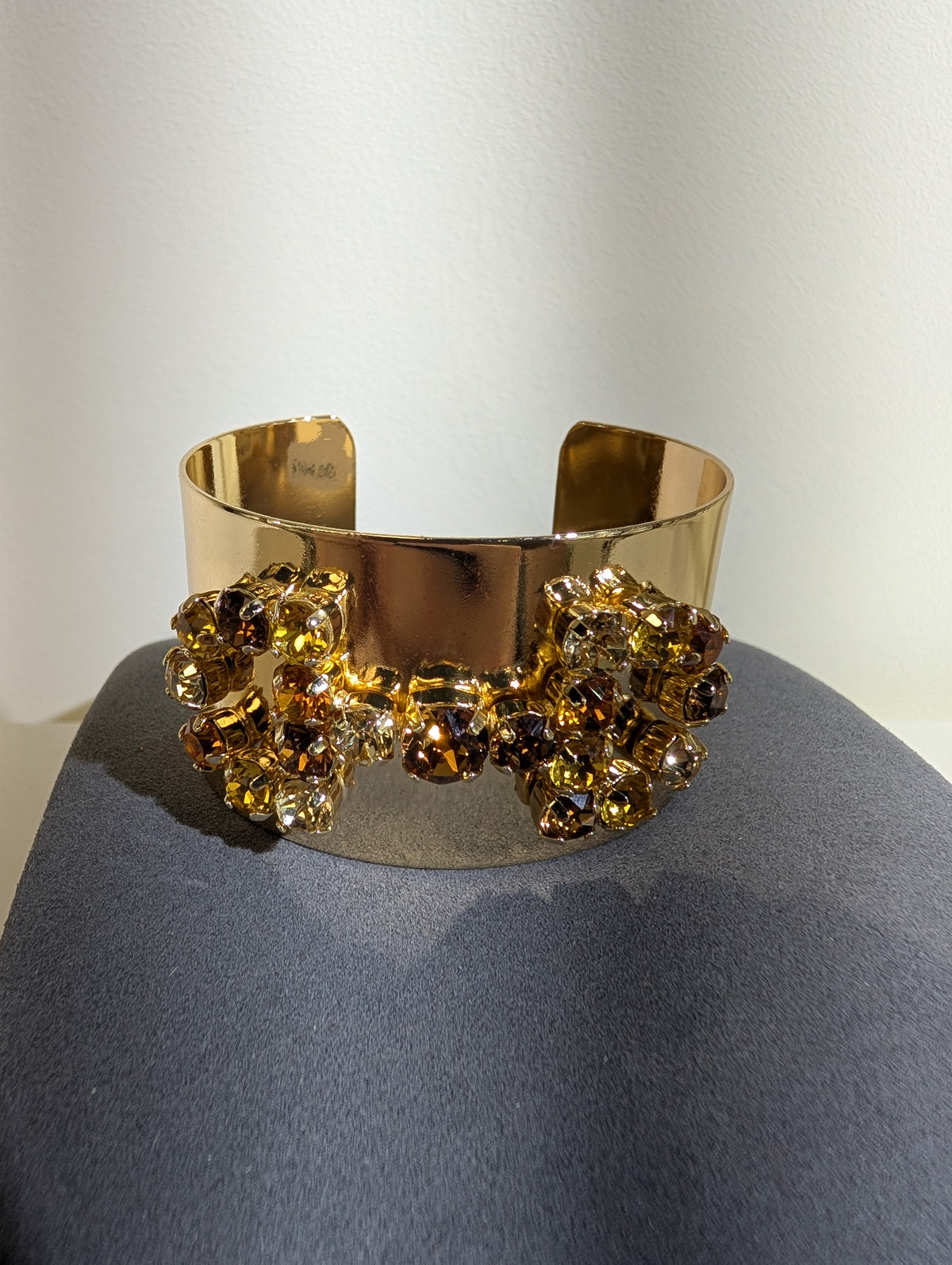 Wafa horse bit cuff — Amber Mix